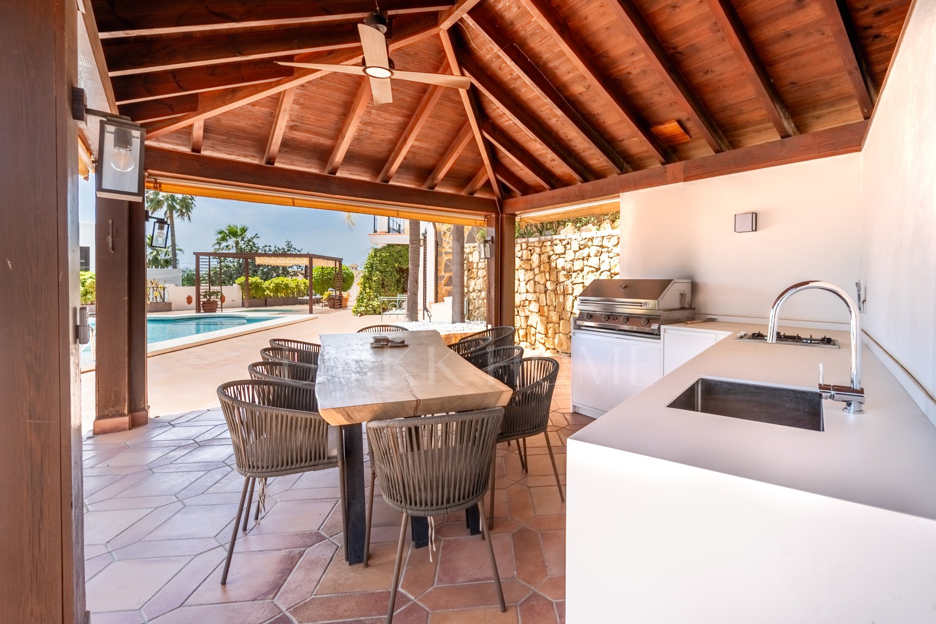 Villa en venta en El Rosario, Marbella Este
