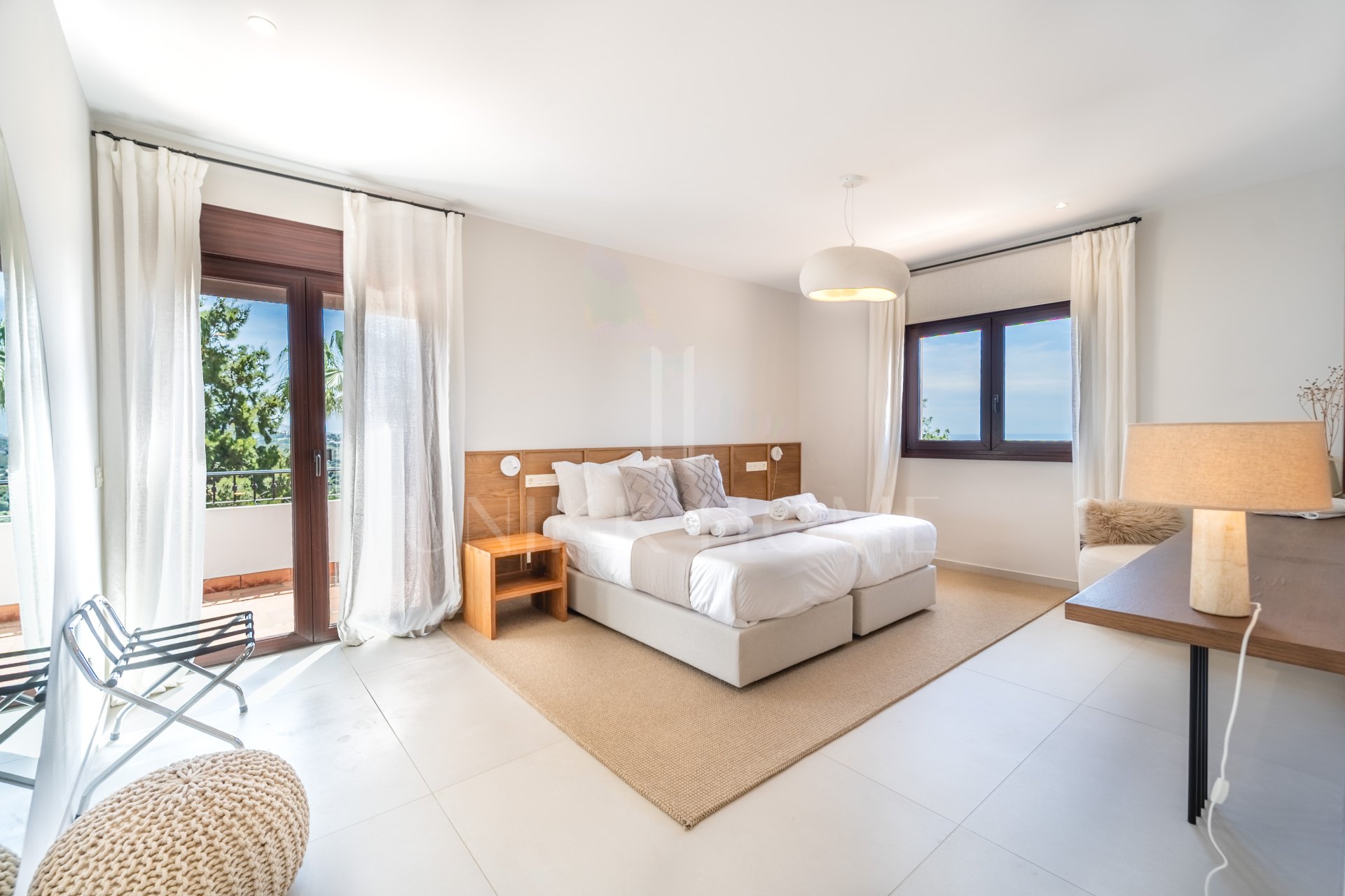 Villa en venta en El Rosario, Marbella Este