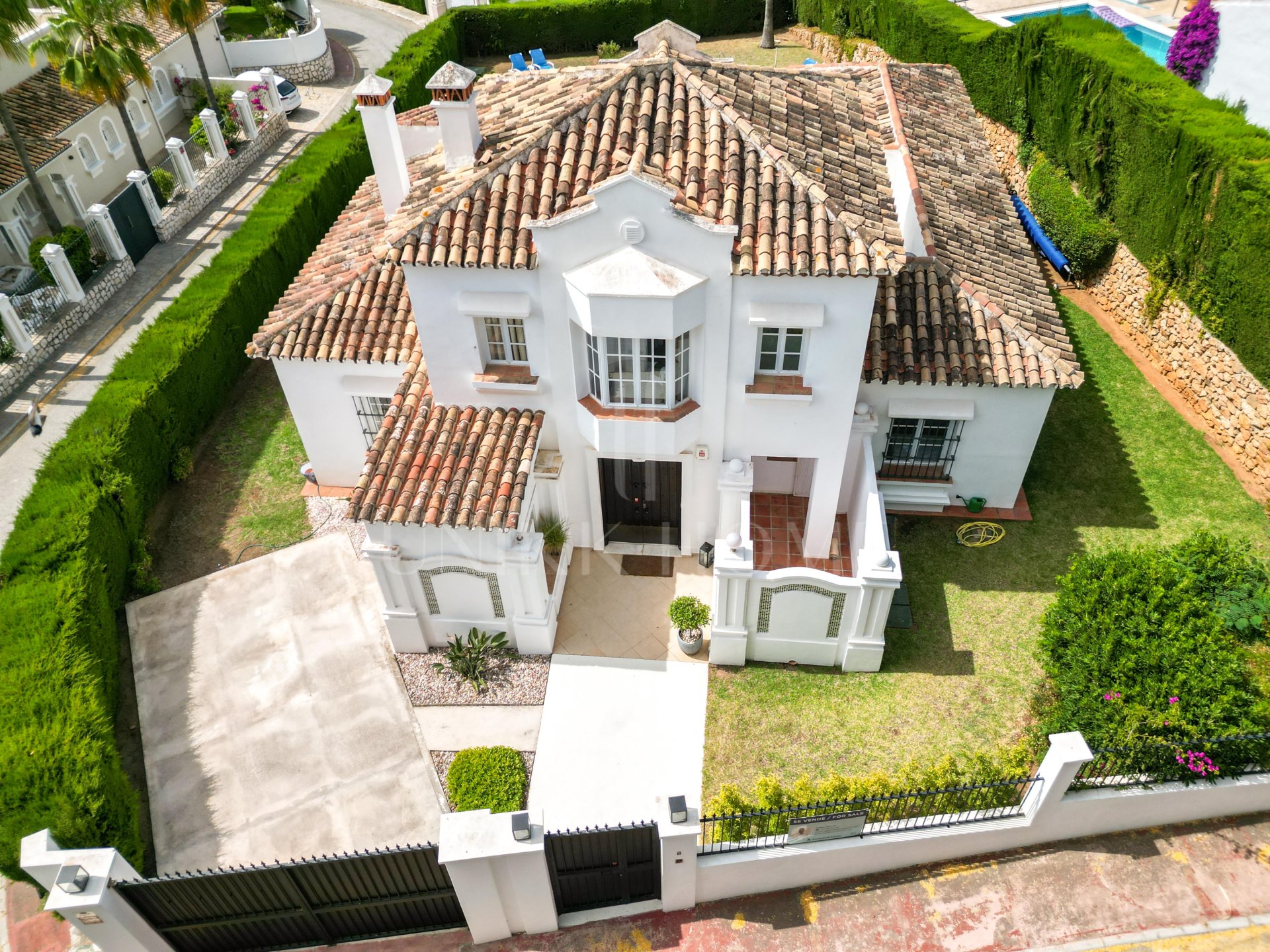 Villa en venta en Elviria, Marbella Este
