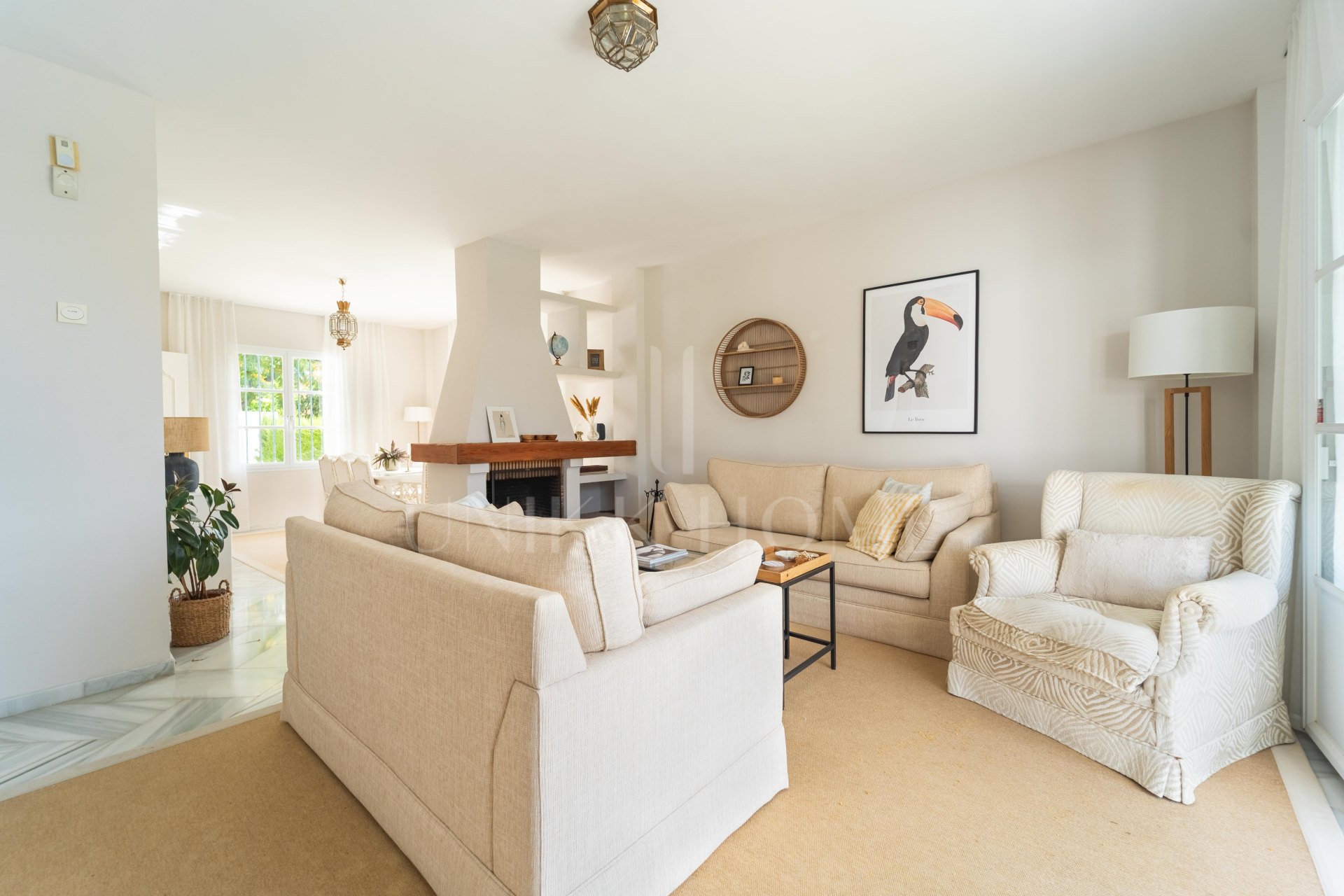 Villa en venta en Elviria, Marbella Este