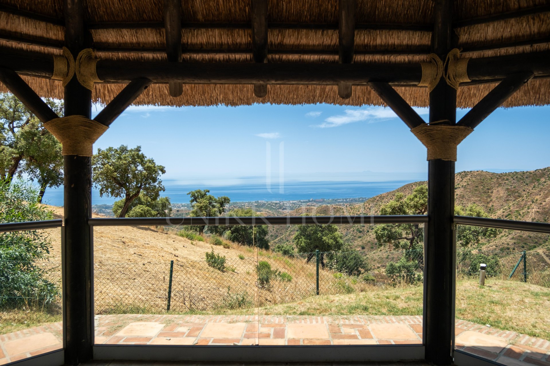 Villa en venta en La Mairena, Marbella Este