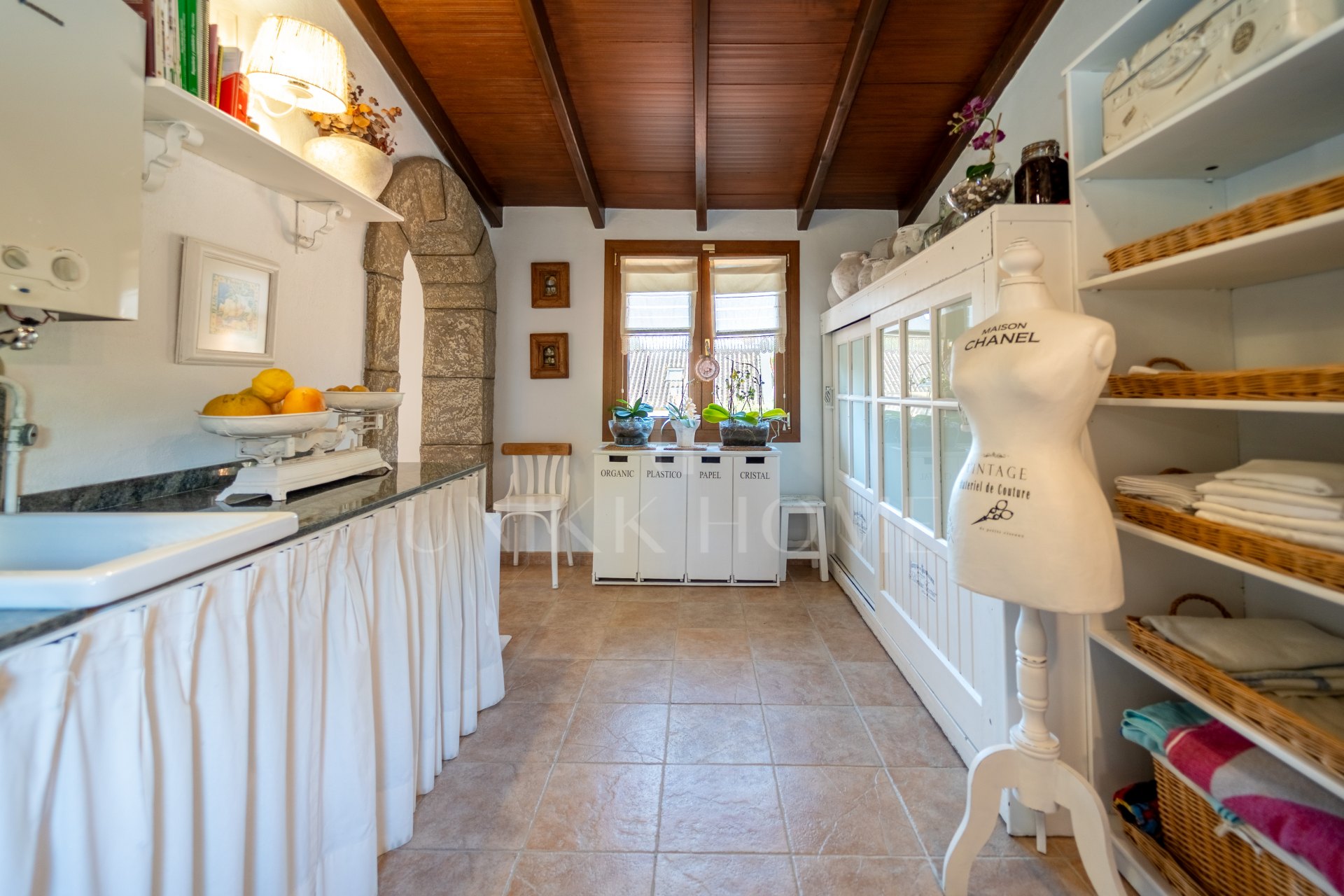 Villa mediterránea de lujo con jardin y pisicna pirvada en La Sierrezuela