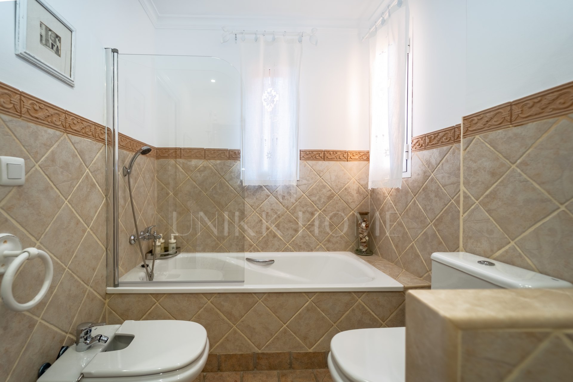 Villa mediterránea de lujo con jardin y pisicna pirvada en La Sierrezuela