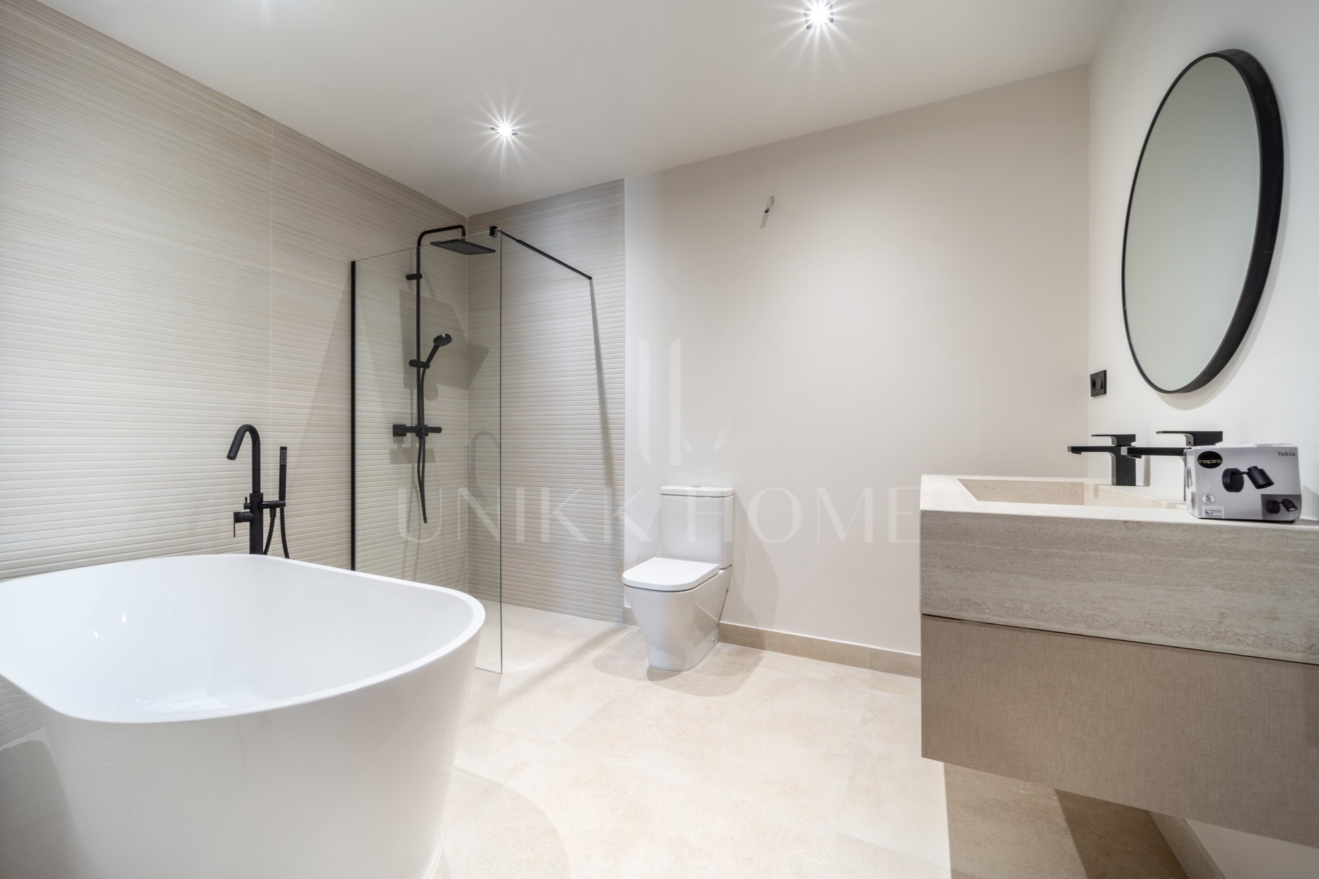 Fully Renovated Luxury Villa ideally located within a short walk to La Cala centre , Beach & Golf