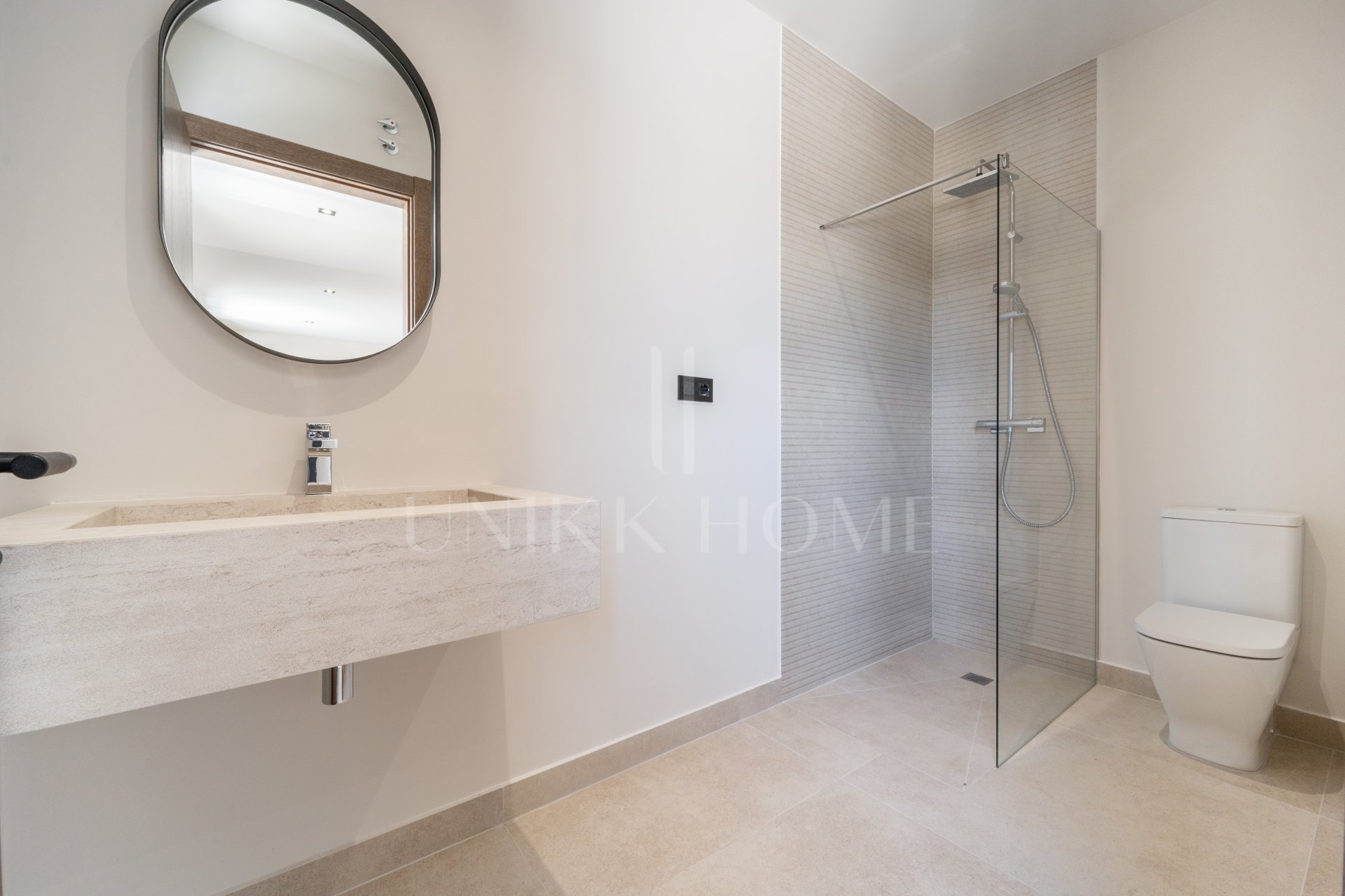 Fully Renovated Luxury Villa ideally located within a short walk to La Cala centre , Beach & Golf