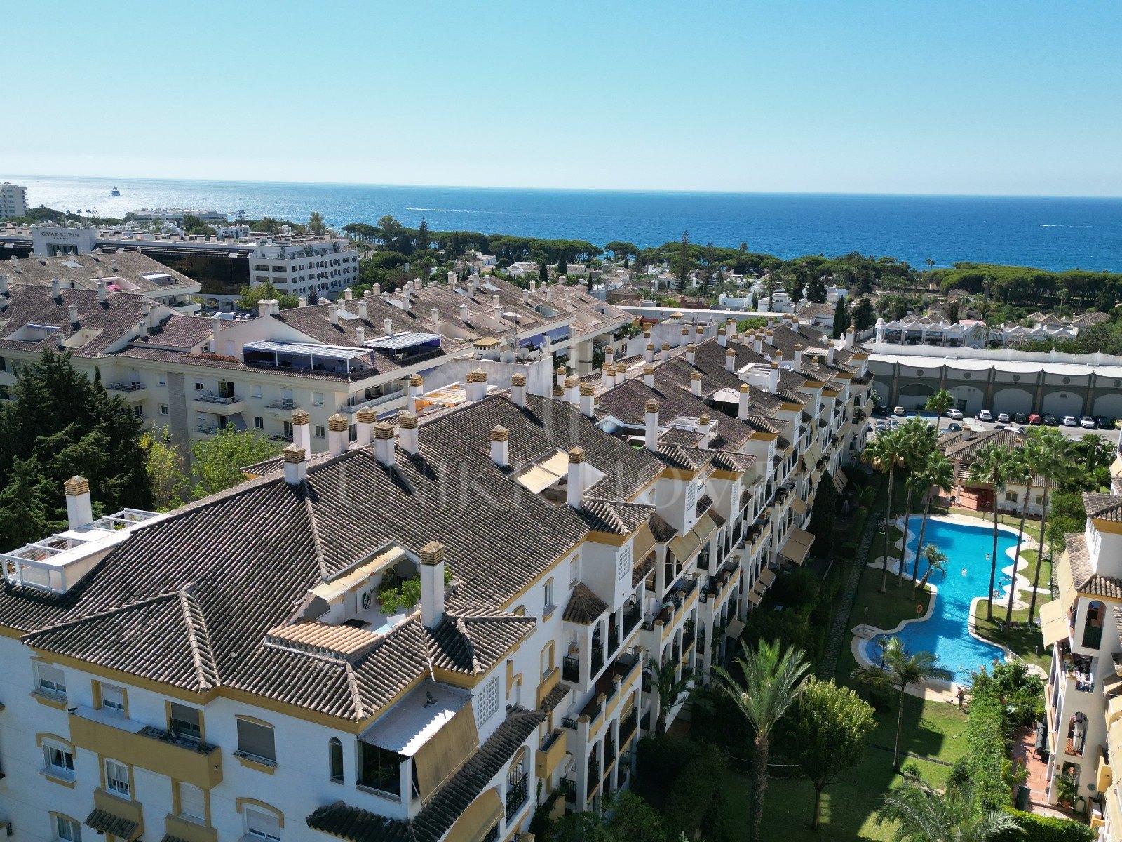 Elegant Ground Floor Apartment in Costa Nagueles I, Marbella