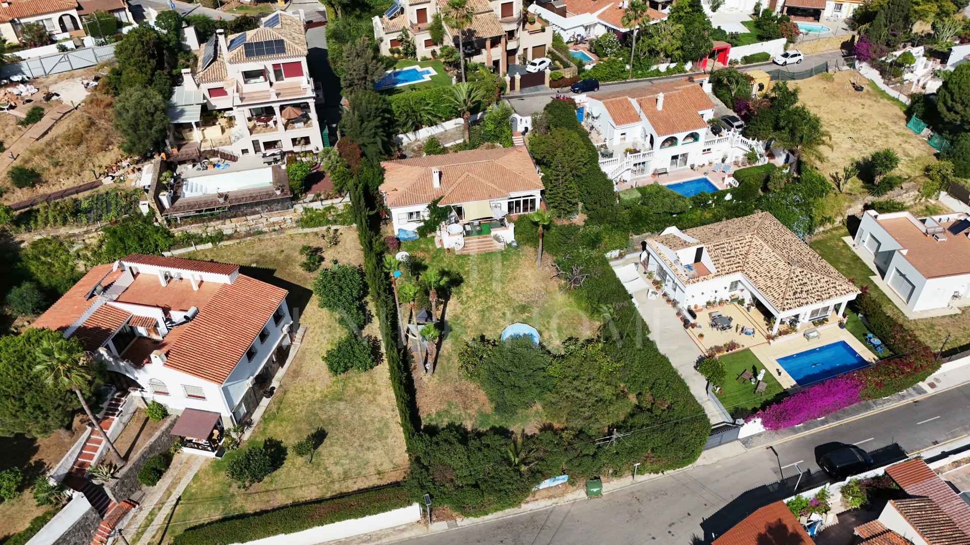 Elegancia mediterránea: Proyceto de obra nueva en enclave privilegiado en la zona de Estepona Oeste - LLAVE EN MANO