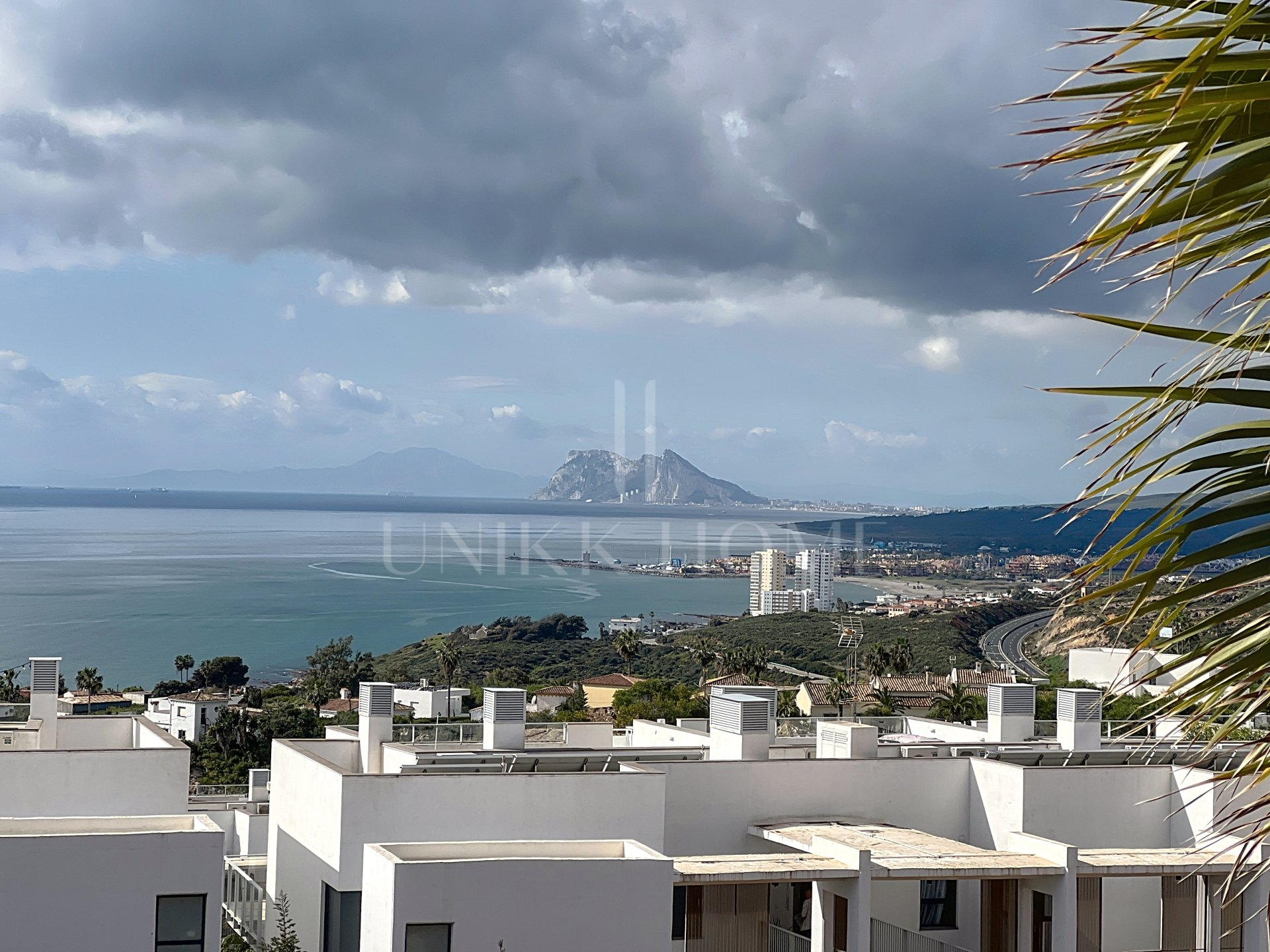 SEAVIEW 2bed Apartment in the prestigue Bahia de las Rocas
