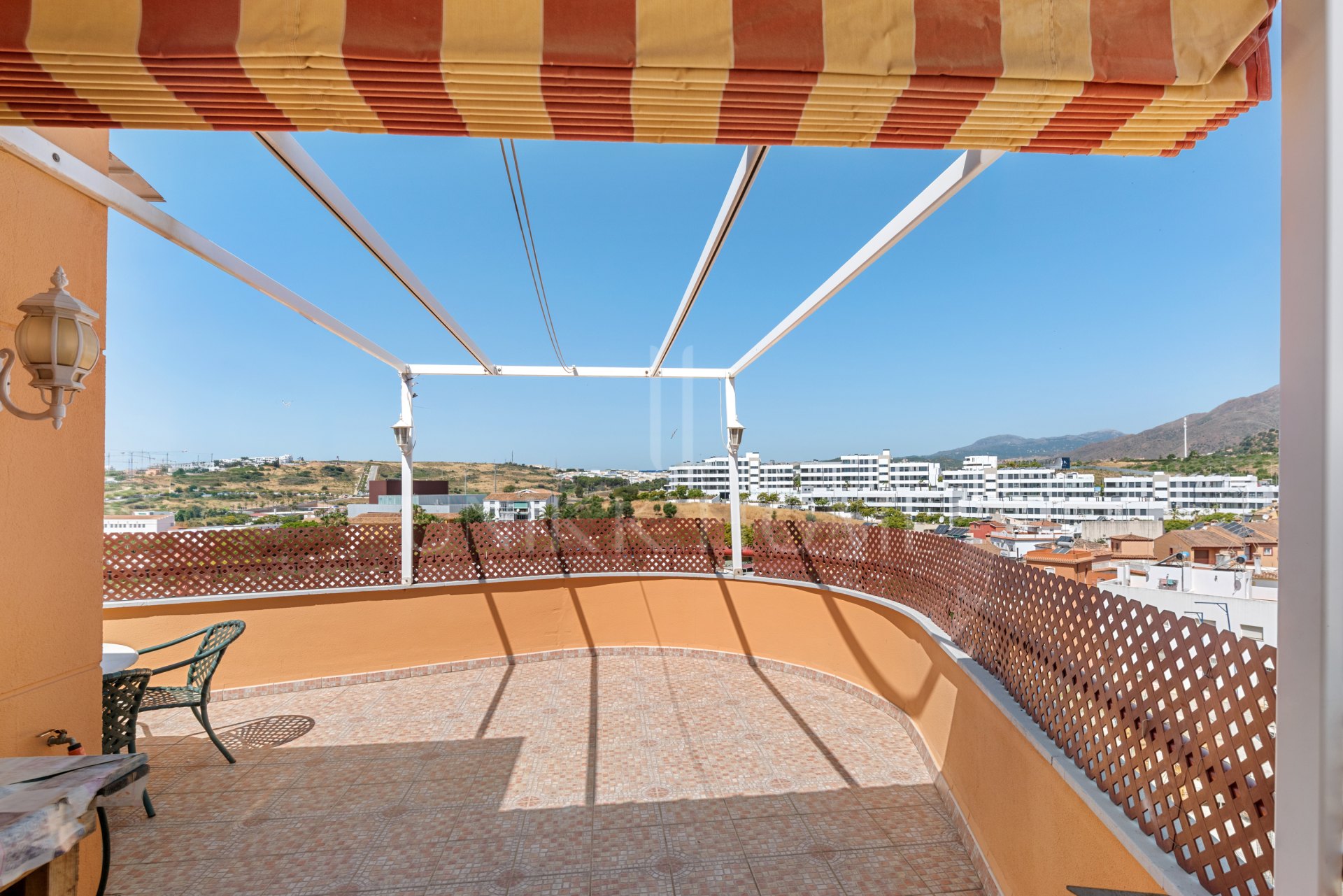 Stunning Penthouse in Estepona Center