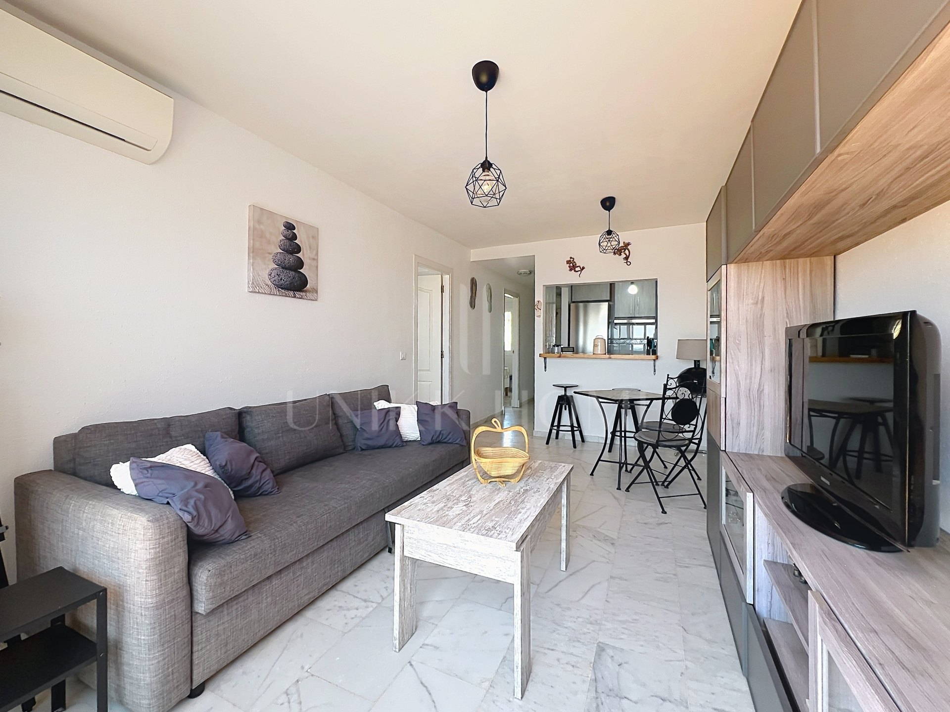 Penthouse with Panoramic Sea Views, Large Solarium and Tourist Rental License in Casares Costa