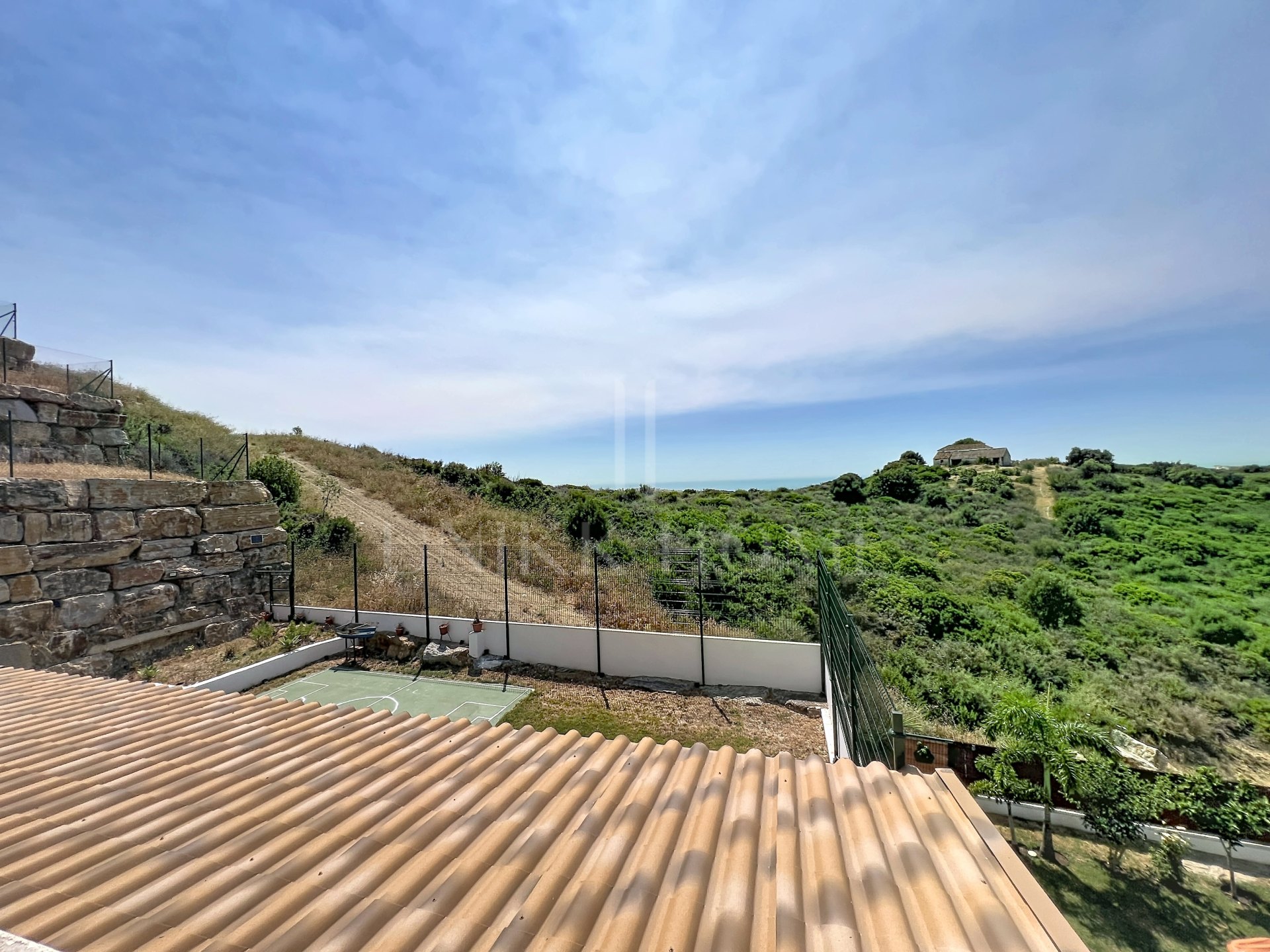 Villa Between Finca Cortesin and Doña Julia Golf Courses in Casares Costa