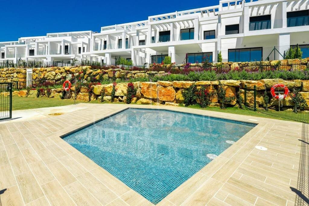 Semi-Detached Villa with Panoramic Sea and Gibraltar Views on the Costa del Sol