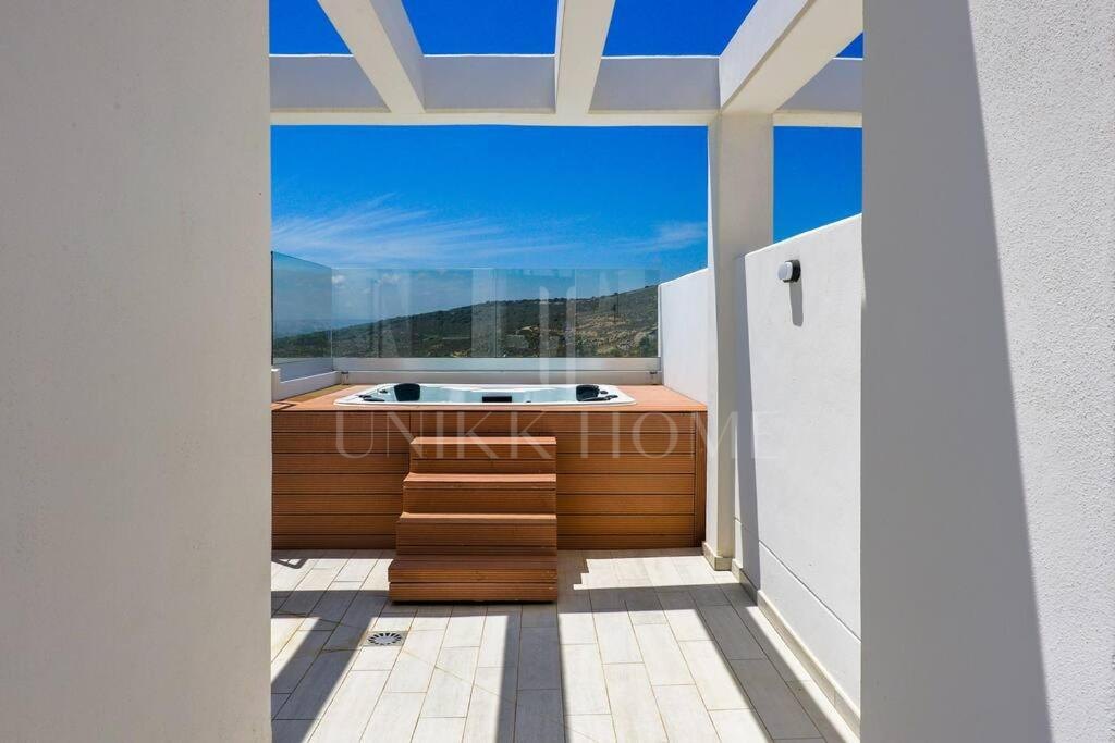 Semi-Detached Villa with Panoramic Sea and Gibraltar Views on the Costa del Sol
