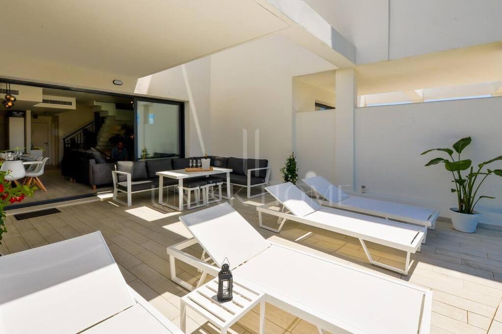 Semi-Detached Villa with Panoramic Sea and Gibraltar Views on the Costa del Sol