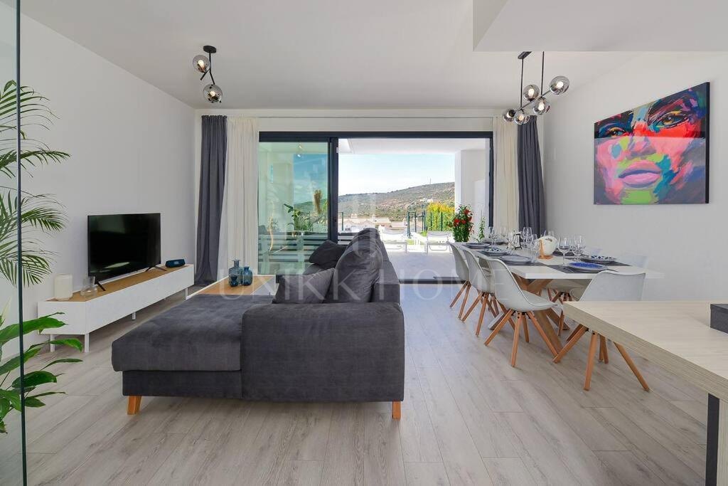 Semi-Detached Villa with Panoramic Sea and Gibraltar Views on the Costa del Sol
