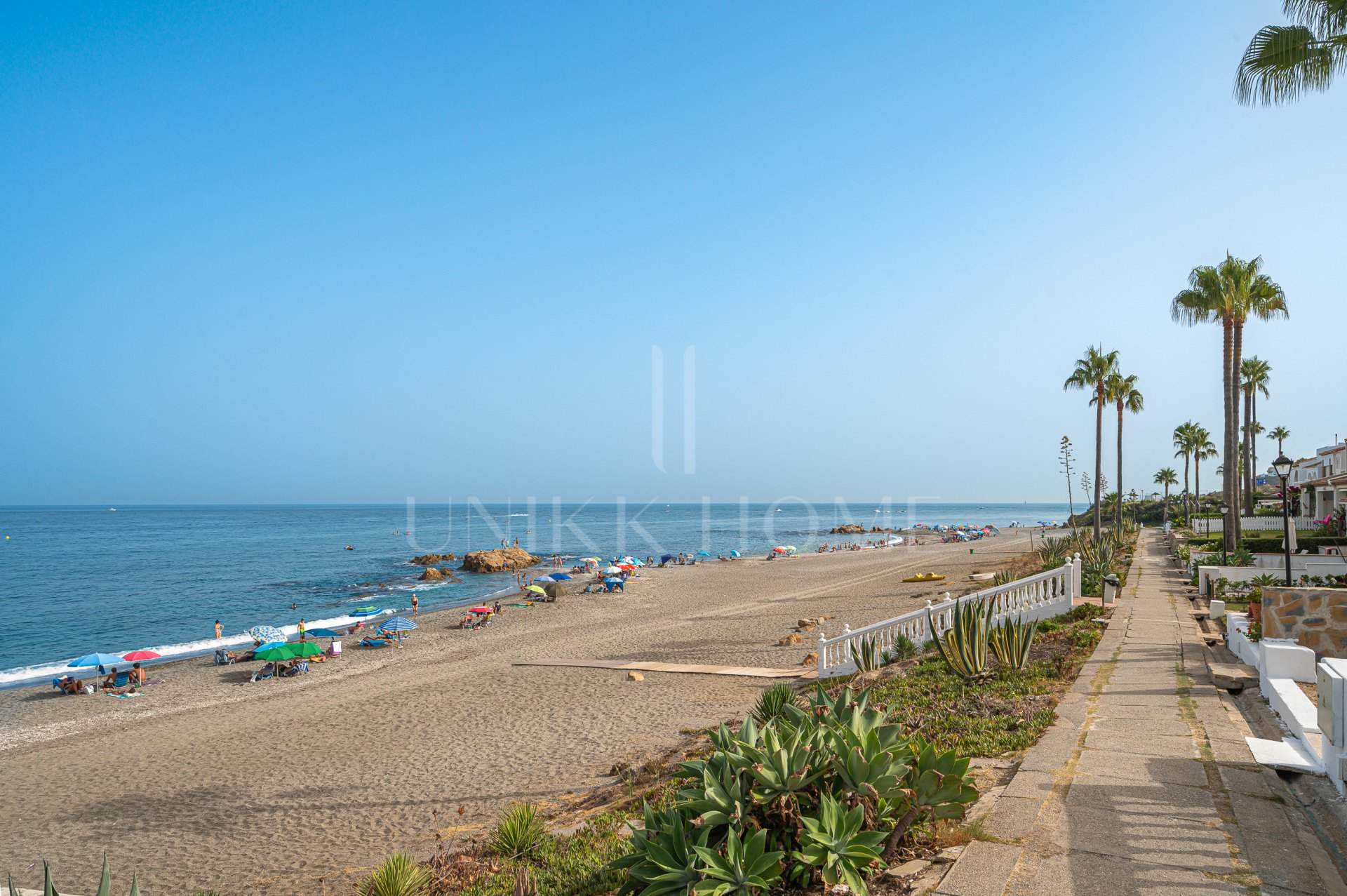 FIRST FLOOR APARTMENT WITH PANORAMIC VIEWS IN MANILVA! Great Opportunity on the COSTA DEL SOL!