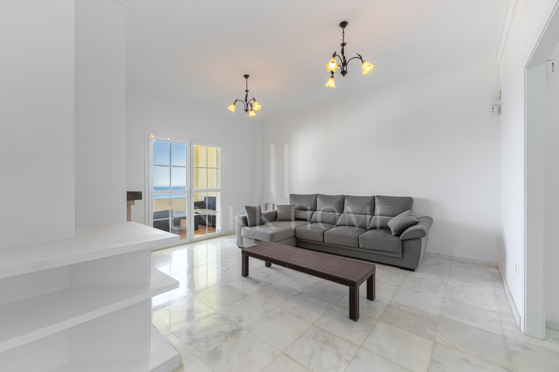 FIRST FLOOR APARTMENT WITH PANORAMIC VIEWS IN MANILVA! Great Opportunity on the COSTA DEL SOL!