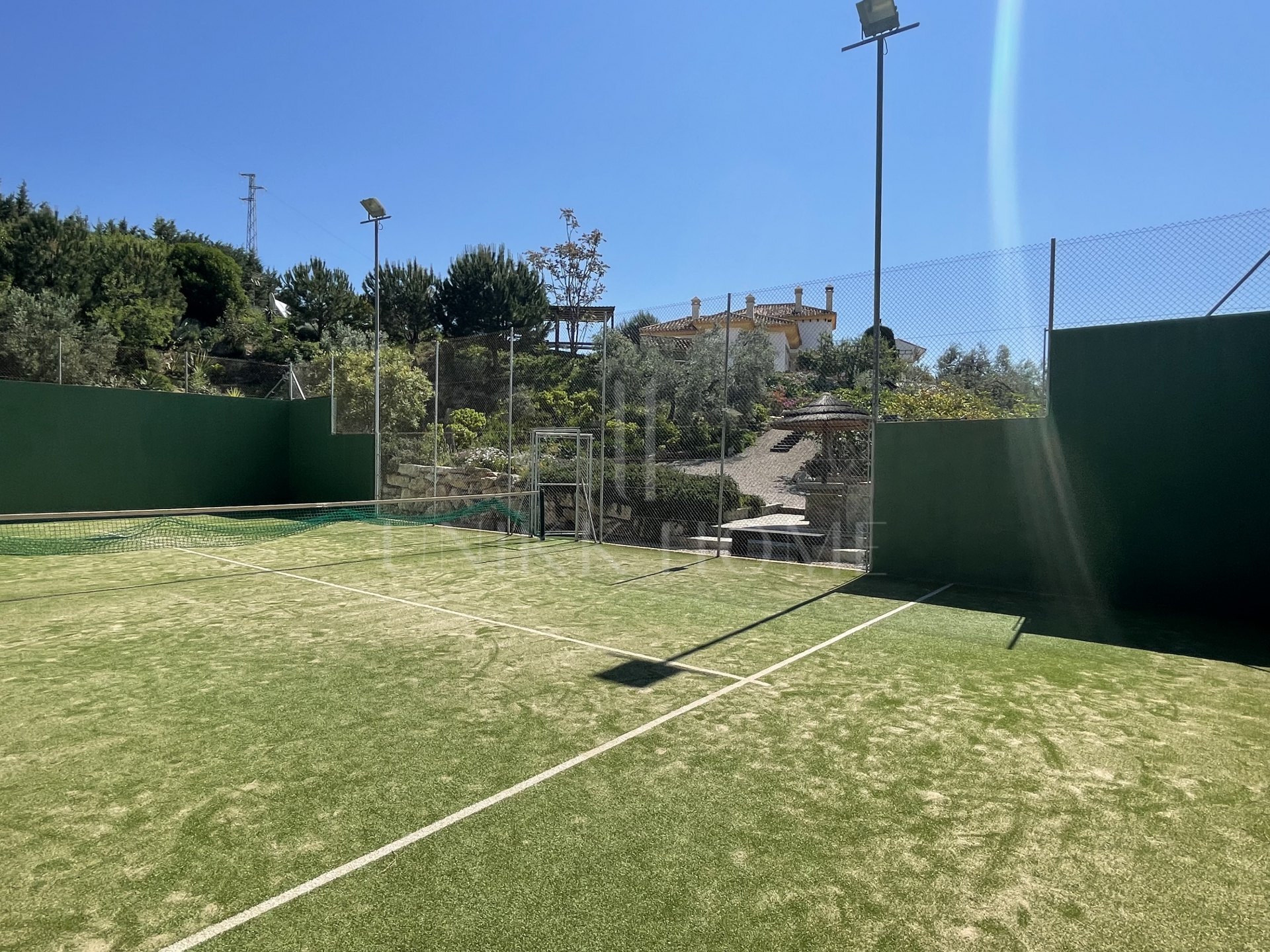 Espectacular villa en Villanueva de la concepcion con impresionantes vistas y piscina