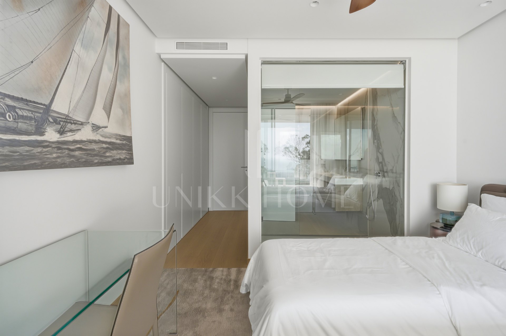 Elegante y nuevo apartamento de dos dormitorios situado en la exclusiva comunidad cerrada de Ocean View Marbella en La Mairena