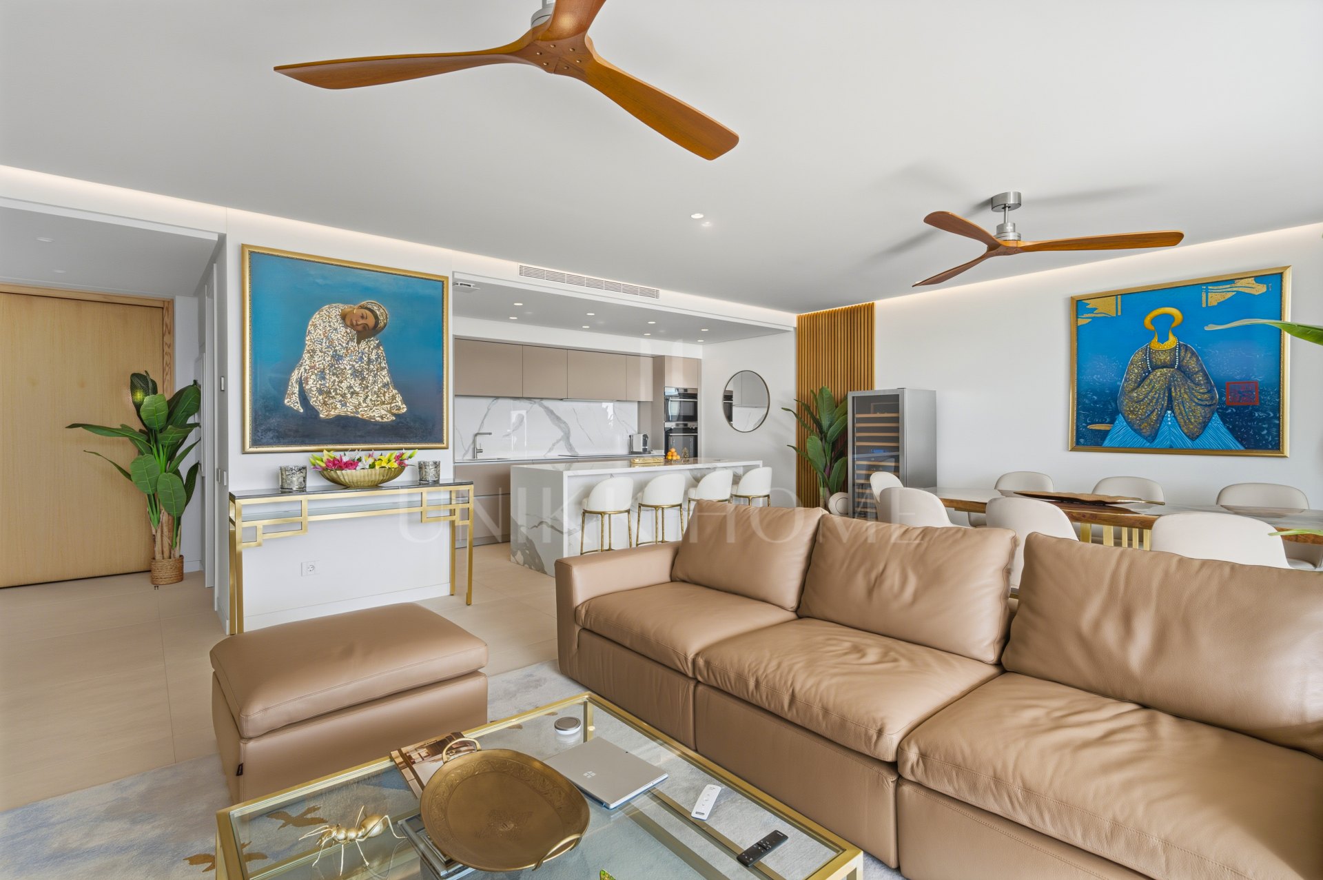 Elegante y nuevo apartamento de dos dormitorios situado en la exclusiva comunidad cerrada de Ocean View Marbella en La Mairena
