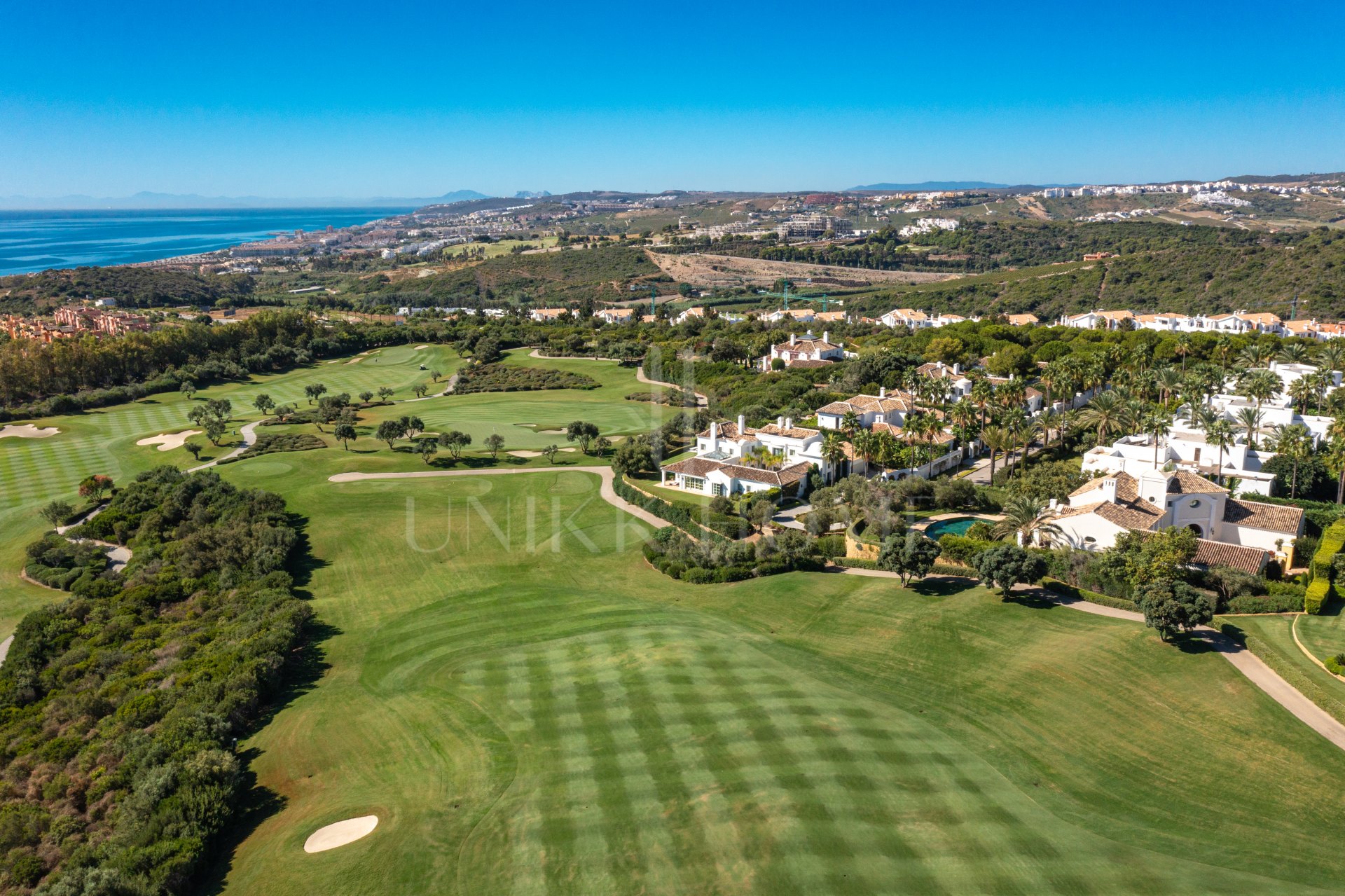 Villa de cuatro dormitorios, situada en el complejo de Finca Cortesin de renombre mundial