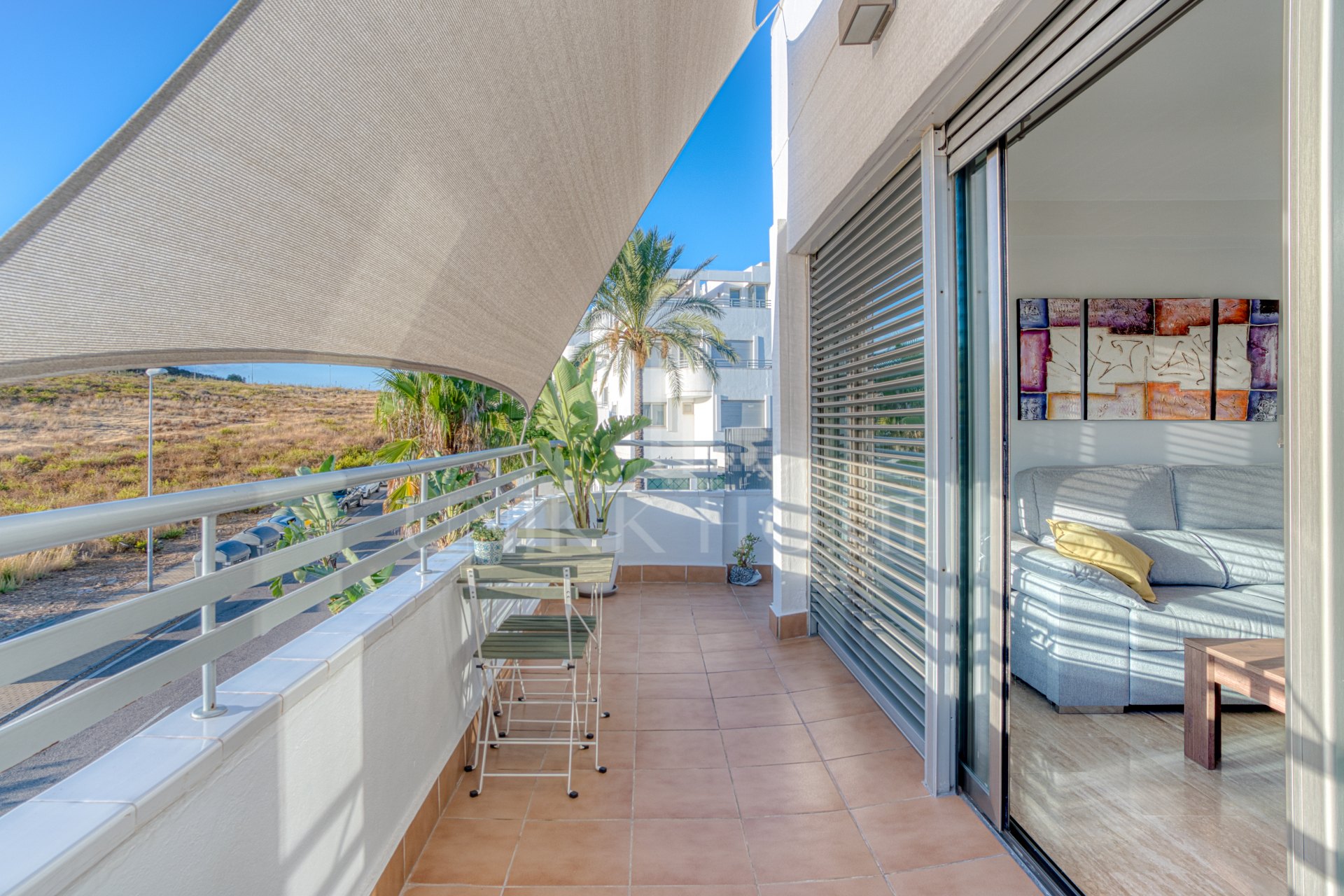 Beautiful west-facing duplex penthouse with solarium and panoramic views in La Cala Golf Resort, Mijas Costa