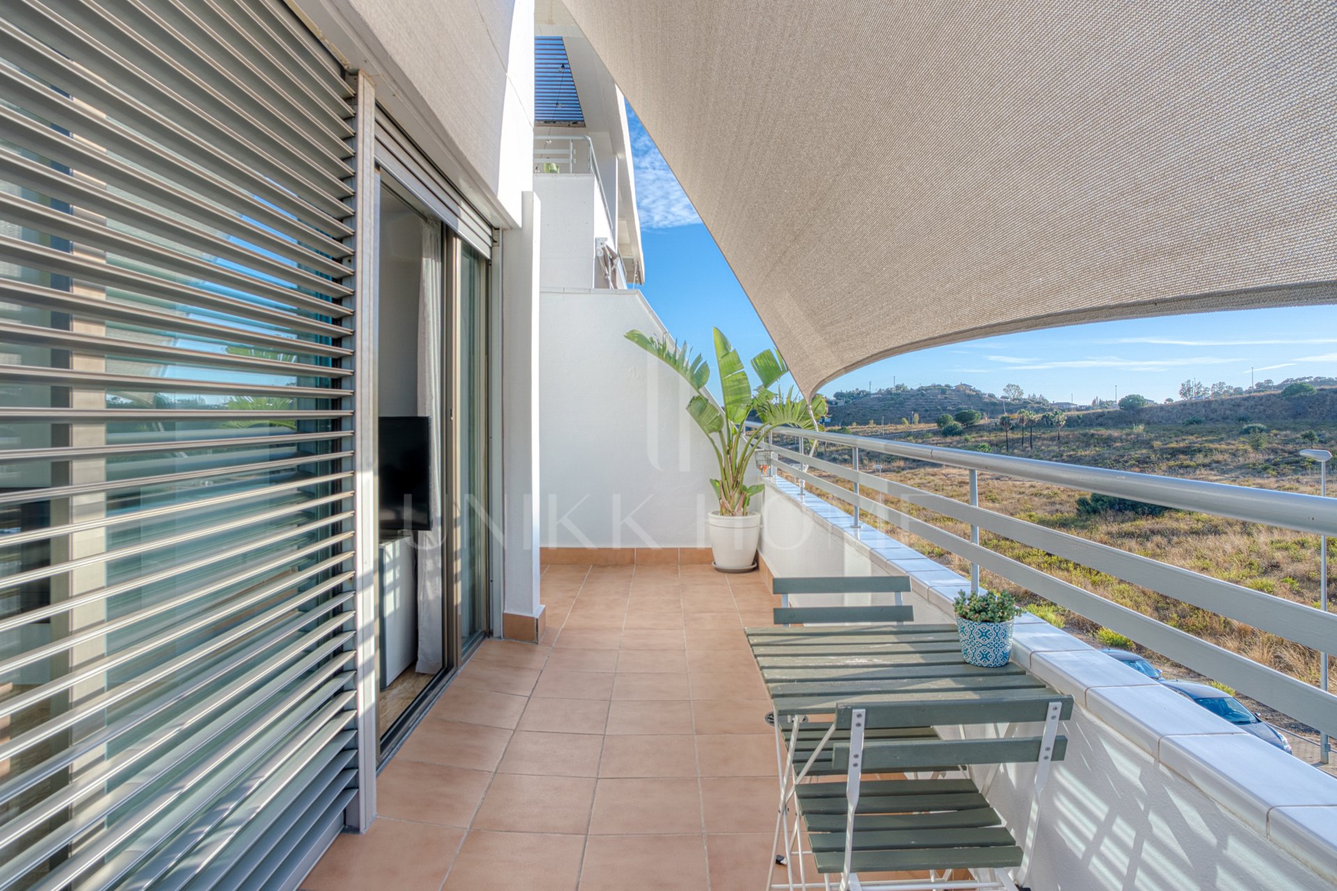 Beautiful west-facing duplex penthouse with solarium and panoramic views in La Cala Golf Resort, Mijas Costa
