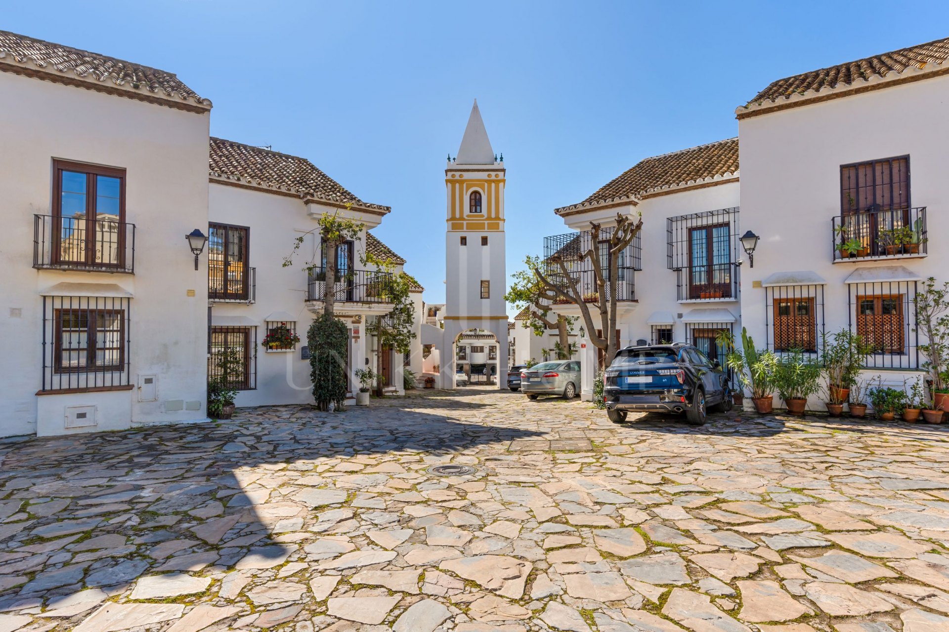 South-facing four-bedroom townhouse located in the gated community of Montepiedra , Nagueles within the Golden Mile, Marbella