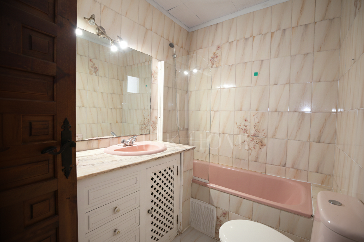 Charming four Bedroom Semi-Detached House Close to the Beach in Calypso, Mijas Costa