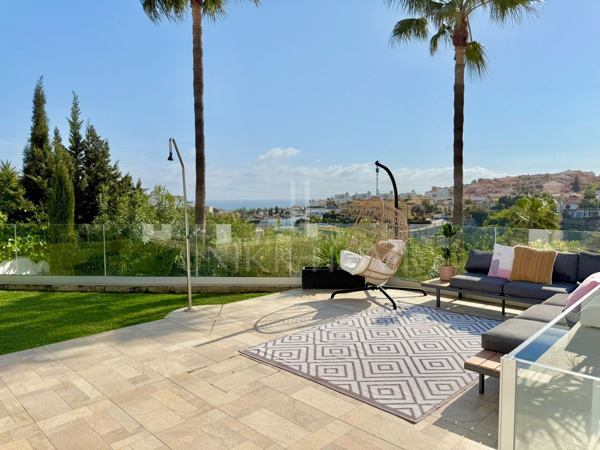 Beautifully renovated, south west facing three bedroom Villa located in Riviera del Sol, Mijas Costa with sea views