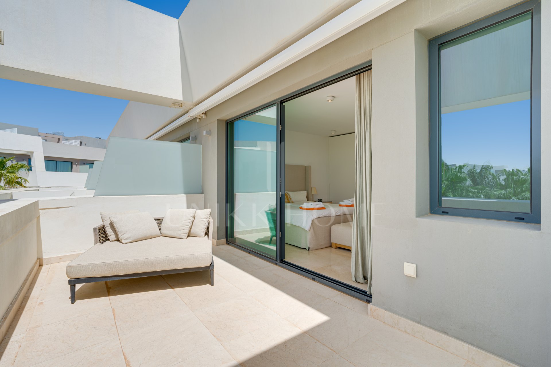 Immaculate four-bedroom townhouse located in an exclusive community in La Cala de Mijas