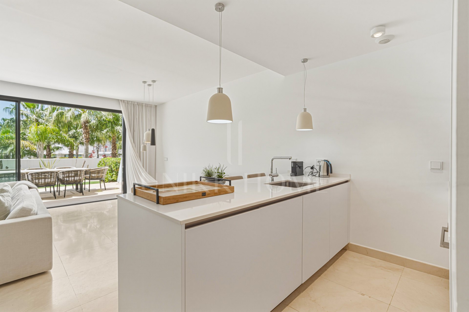 Immaculate four-bedroom townhouse located in an exclusive community in La Cala de Mijas