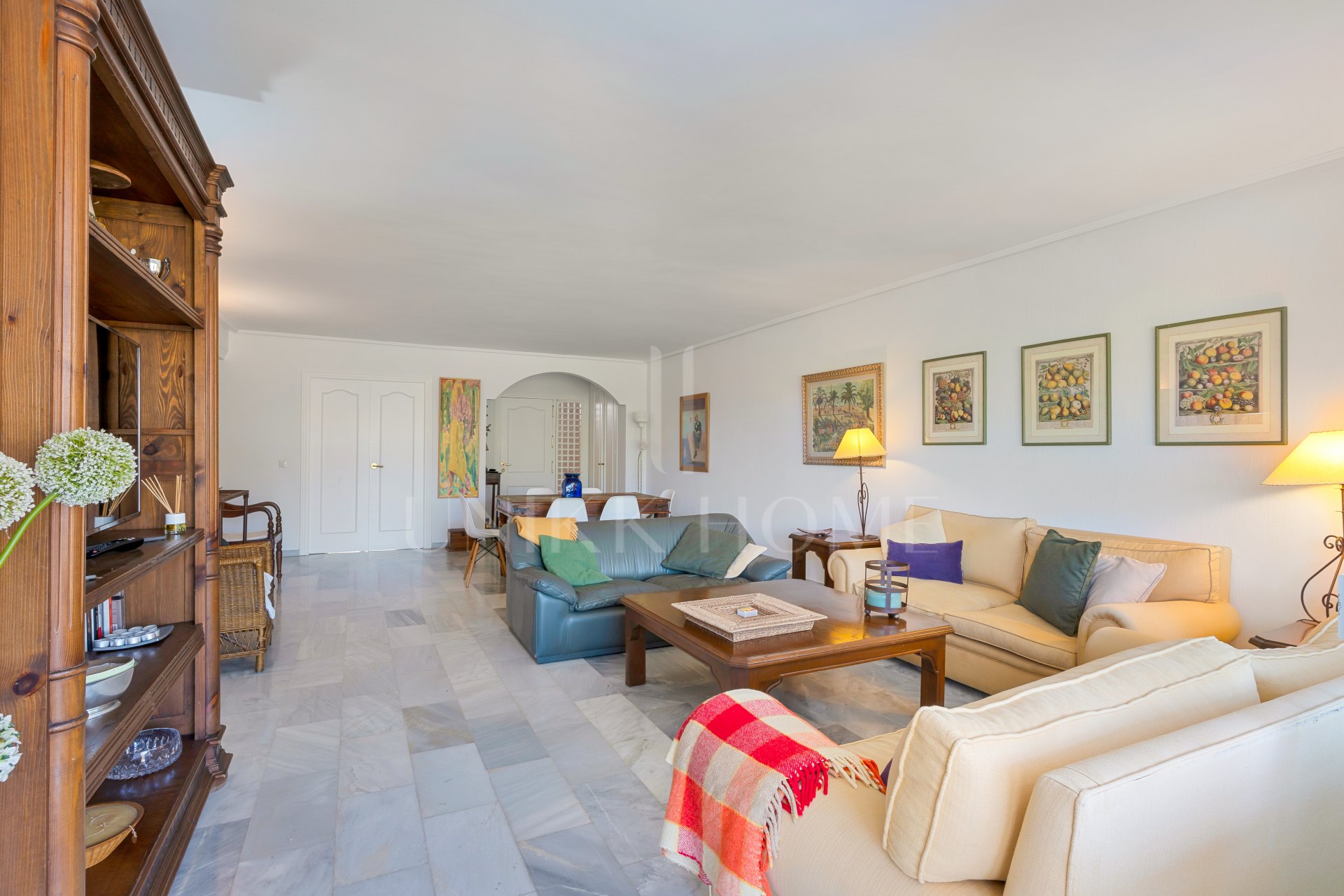 Spacious three-bedroom ground floor apartment situated in the gated community of Las Jacarandas, Bel Air