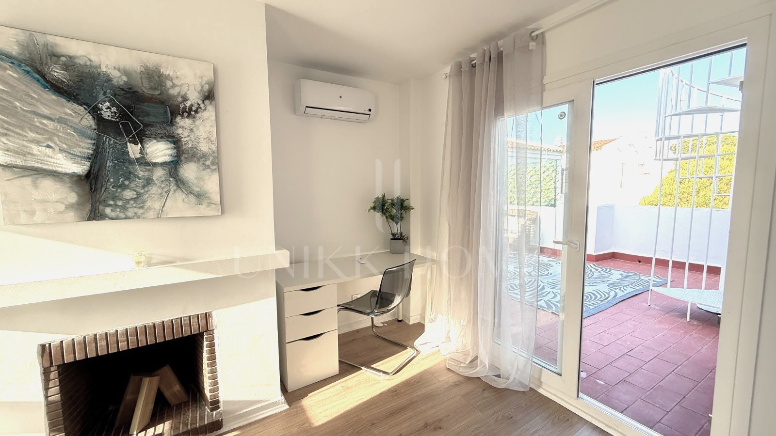 Beautifully reformed, south east facing three bedroom penthouse located in the sought-after gated community Parque Elviria, Marbella