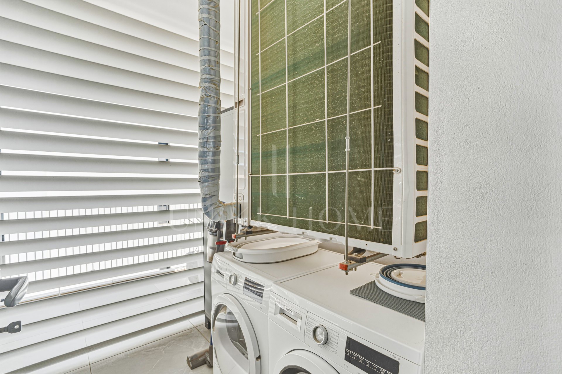 Stunning two bedroom, south facing duplex penthouse in the exclusive Med Two, El Higuerón residential complex - Fuengirola