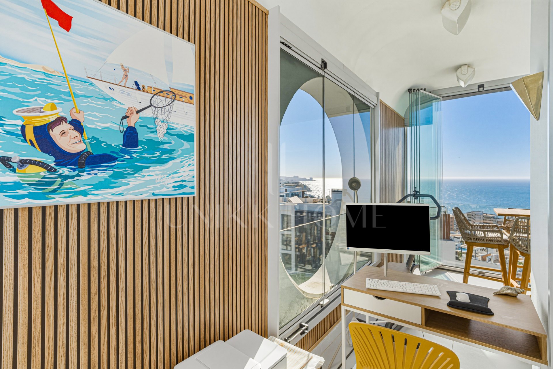 Stunning two bedroom, south facing duplex penthouse in the exclusive Med Two, El Higuerón residential complex - Fuengirola