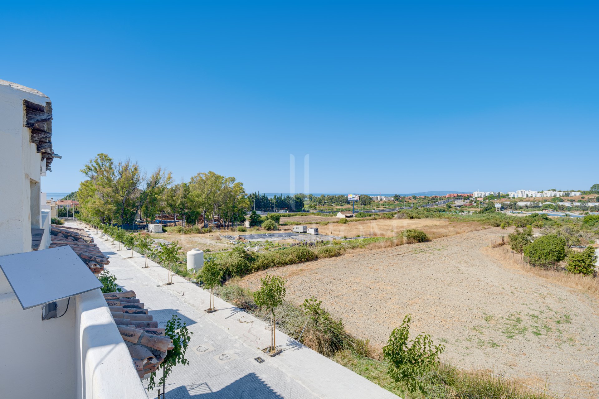 Unique five bedroom townhouse with rooftop terrace & excellent rental potential in Cancelada, Estepona