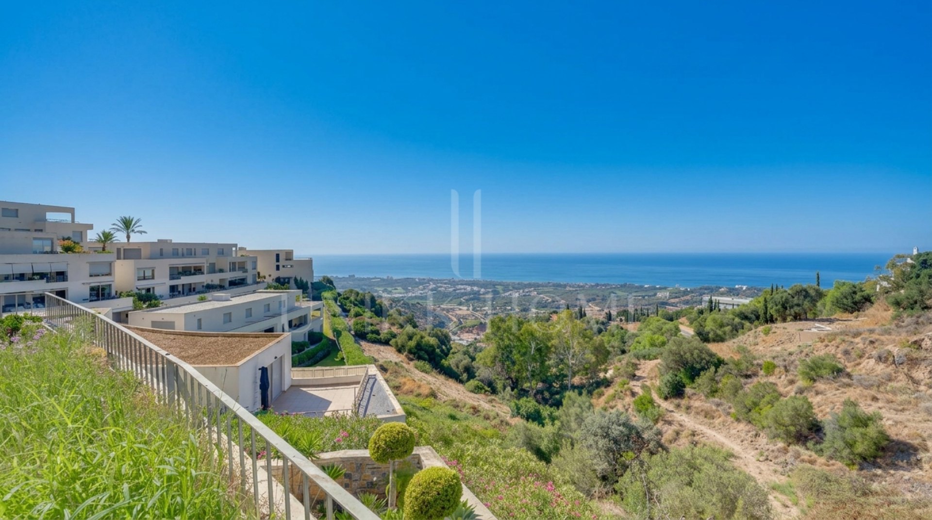 Bright and spacious elevated ground floor apartment in the sought-after gated community of Lomas de Los Monteros, Marbella