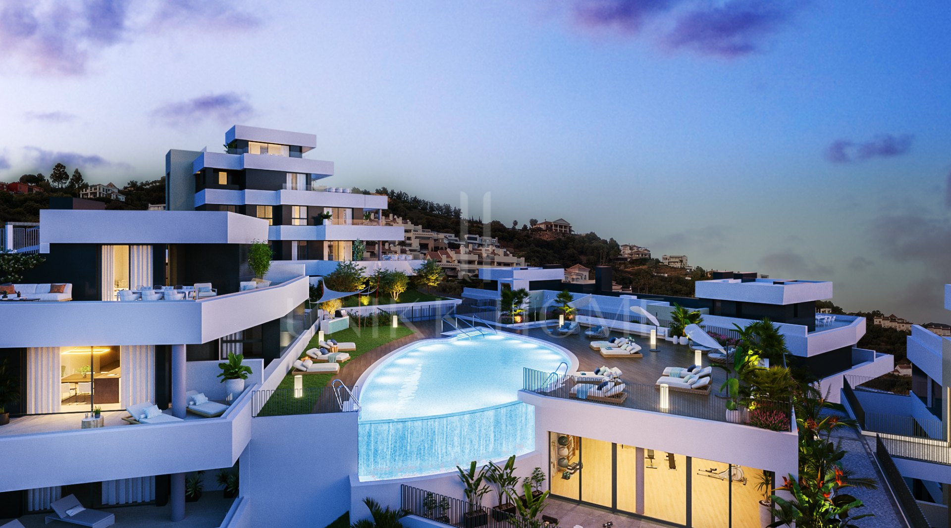 Apartamento de tres dormitorios en la comunidad cerrada de Medblue, en Altos de los Monteros