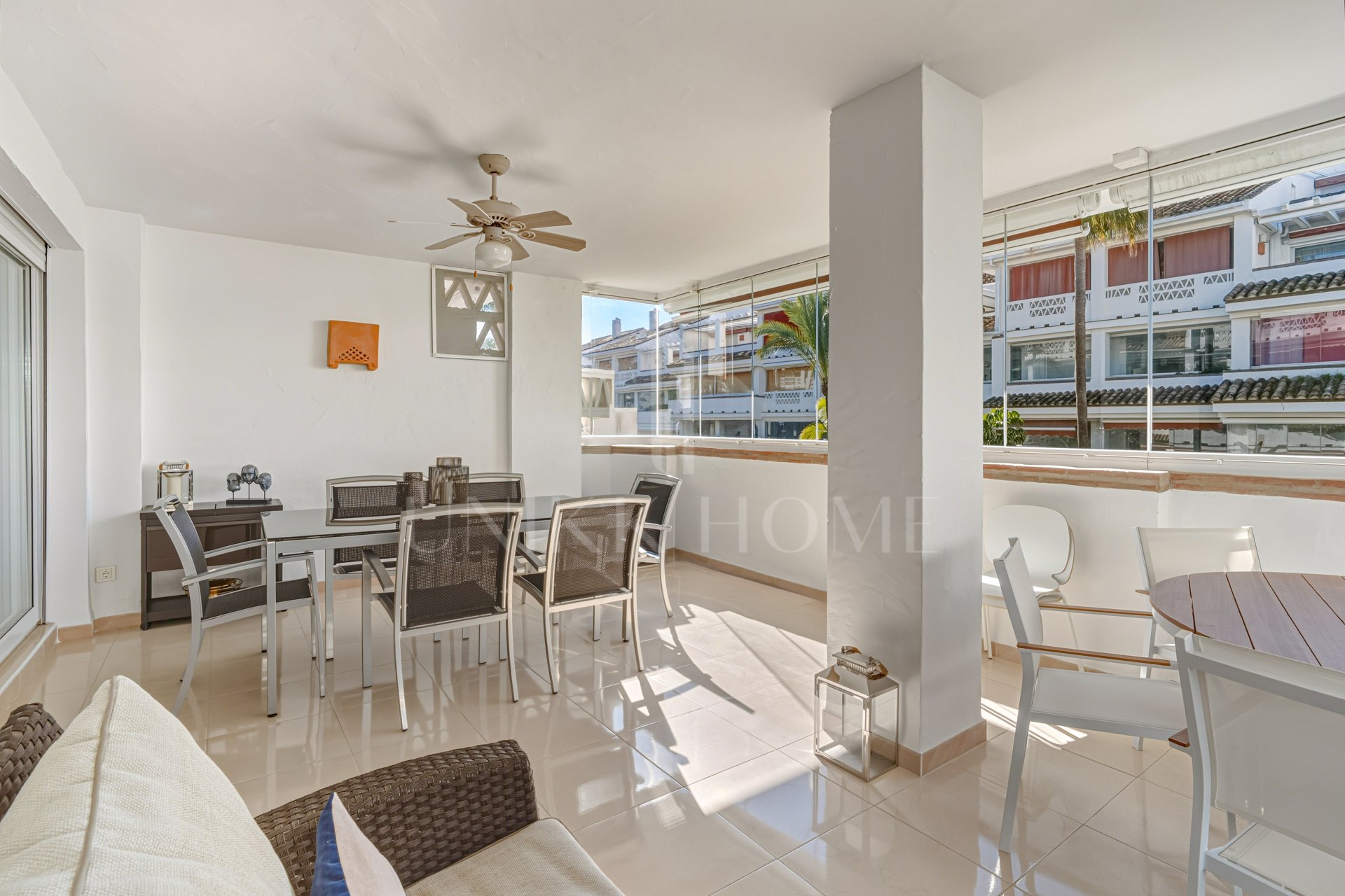 Excellent, fully renovated, three bedroom first floor apartment on Marbella’s Golden Mile