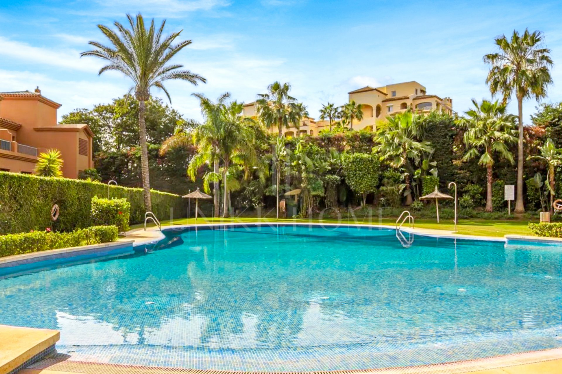 Wonderful two-bedroom, ground floor apartment located in the sought after gated community of Benatalaya
