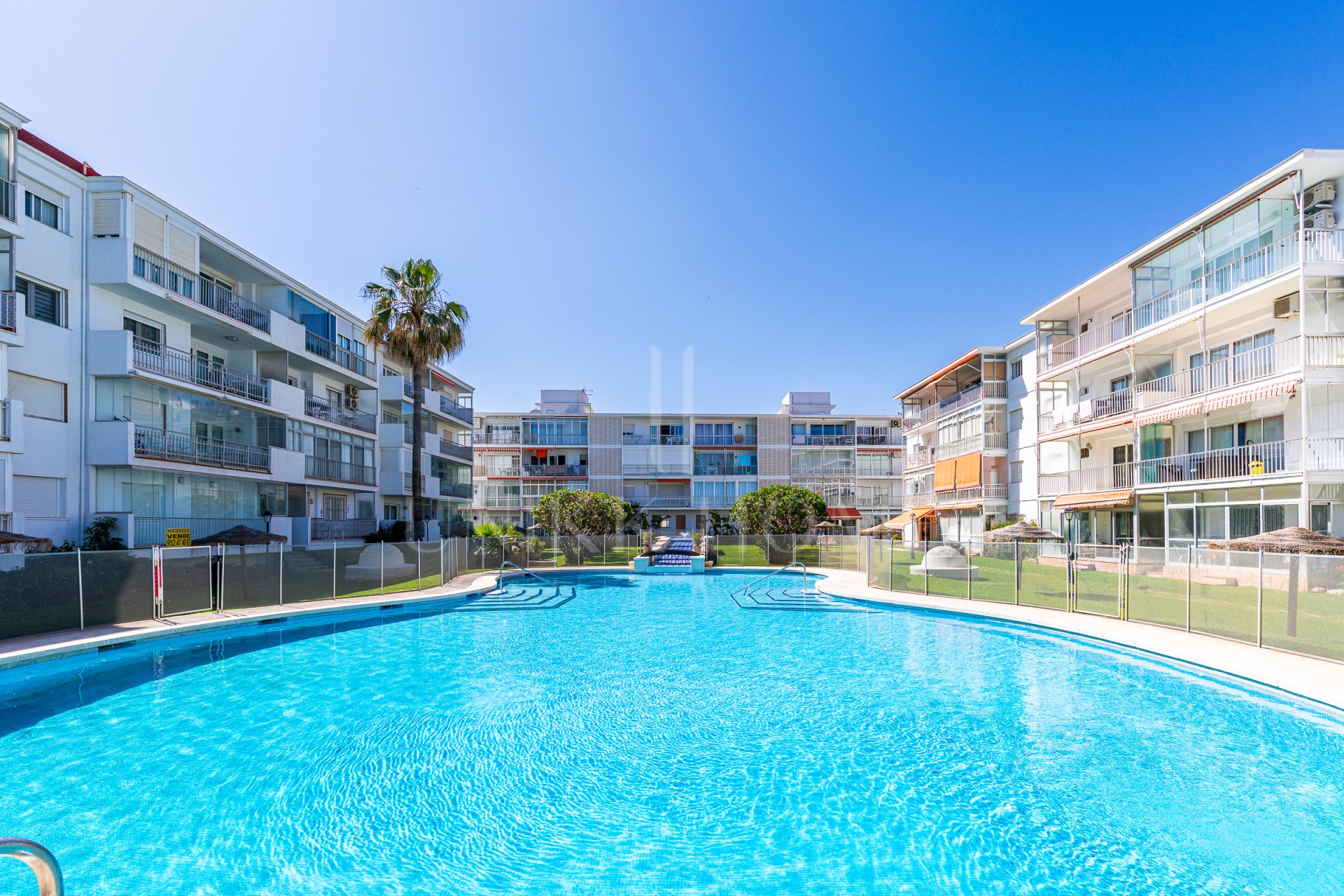 Front Line Beach Apartment- Fuengirola
