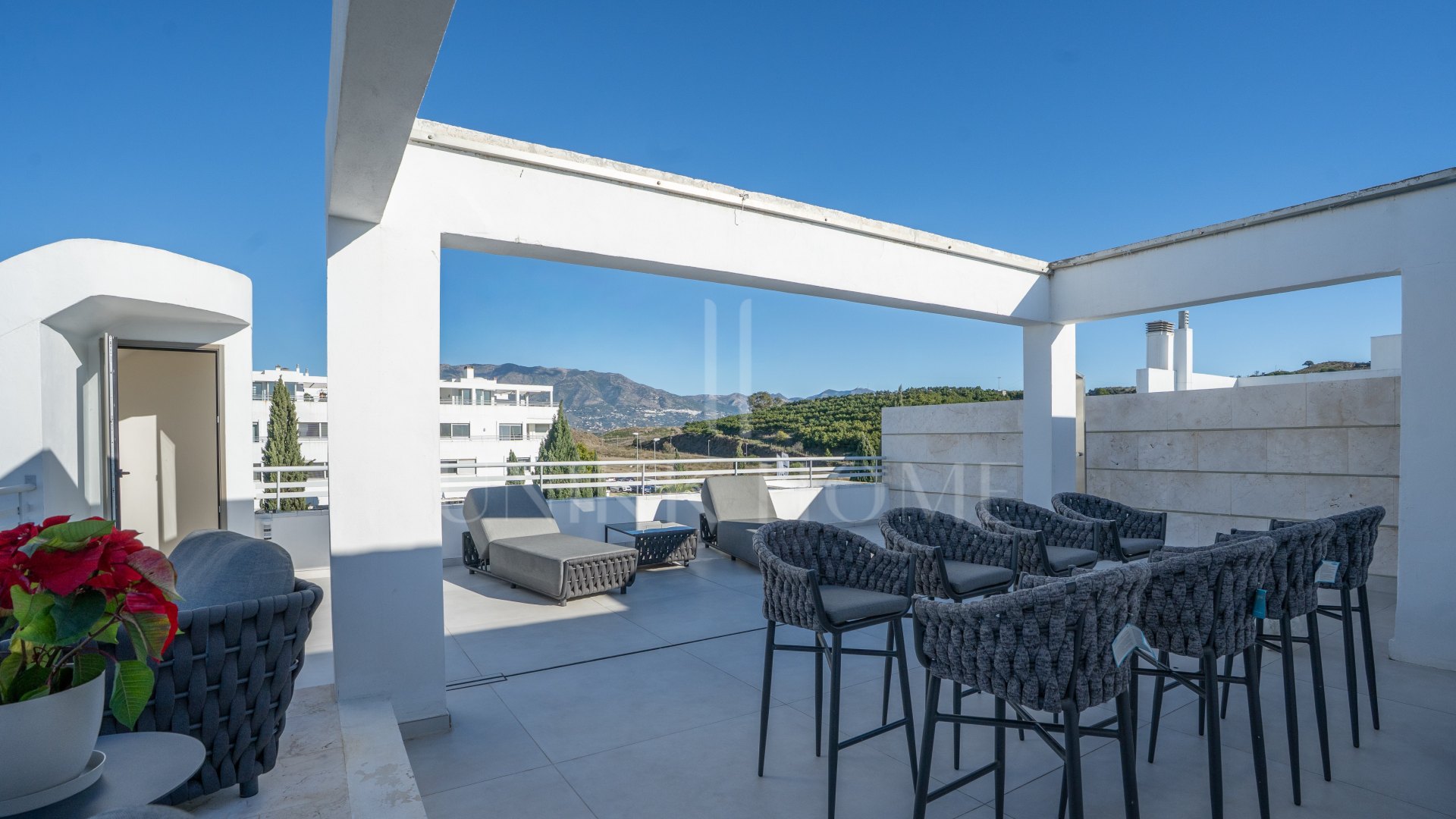 Exquisite Luxury Apartment with Expansive Terrace and Smart Home Features