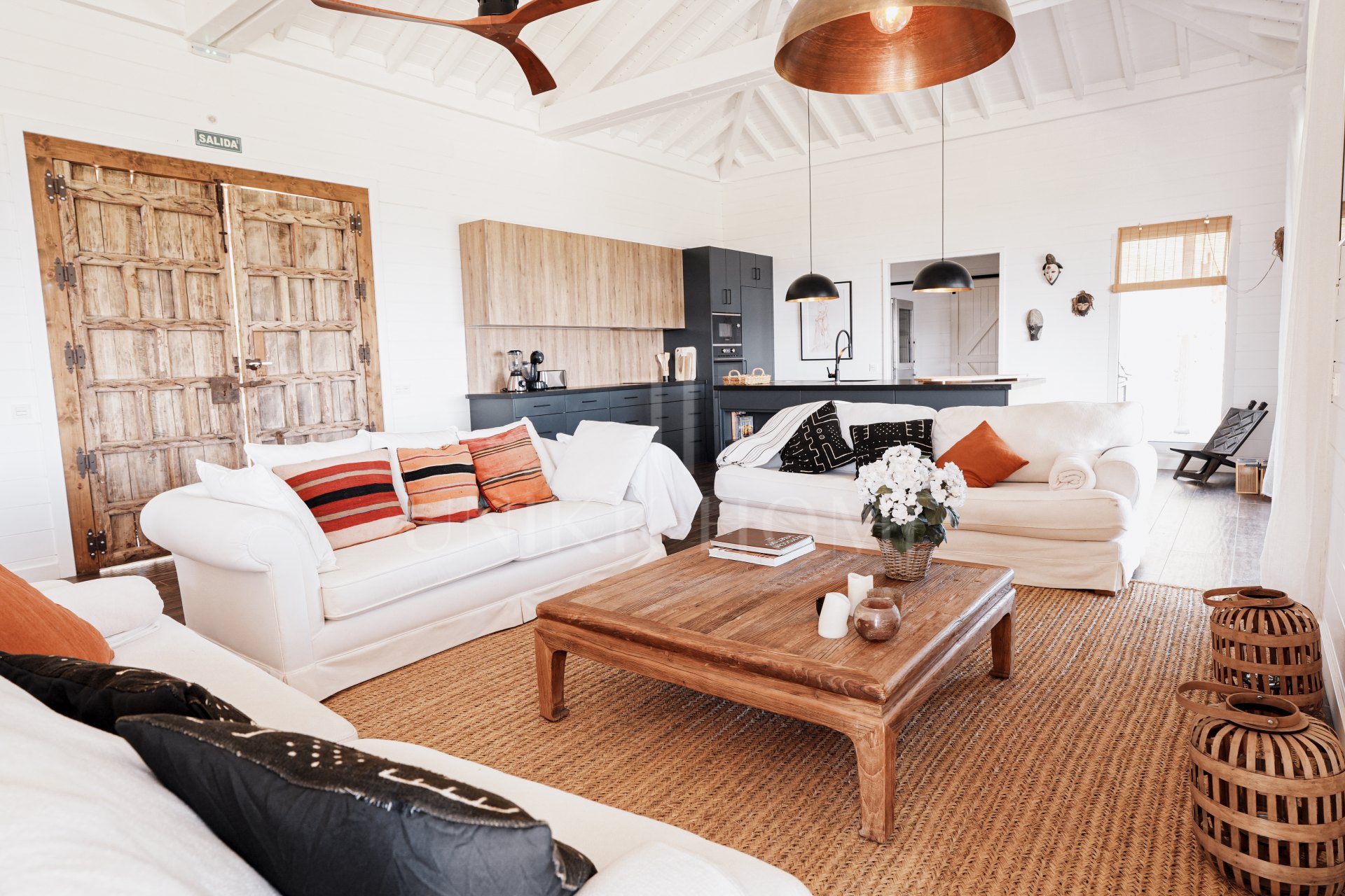 Stunning Contemporary Country Retreat with Tourist Licence and Panoramic Views Near Gaucín