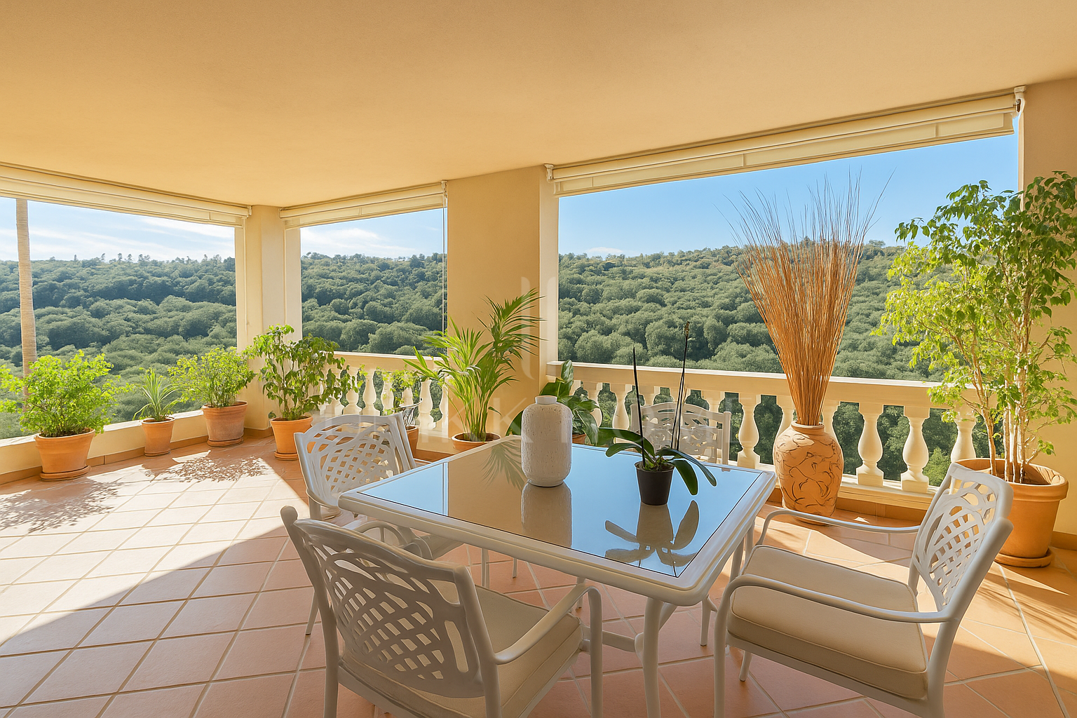 Amplia villa de 5 dormitorios en la urbanización Sotogolf, Sotogrande Alto