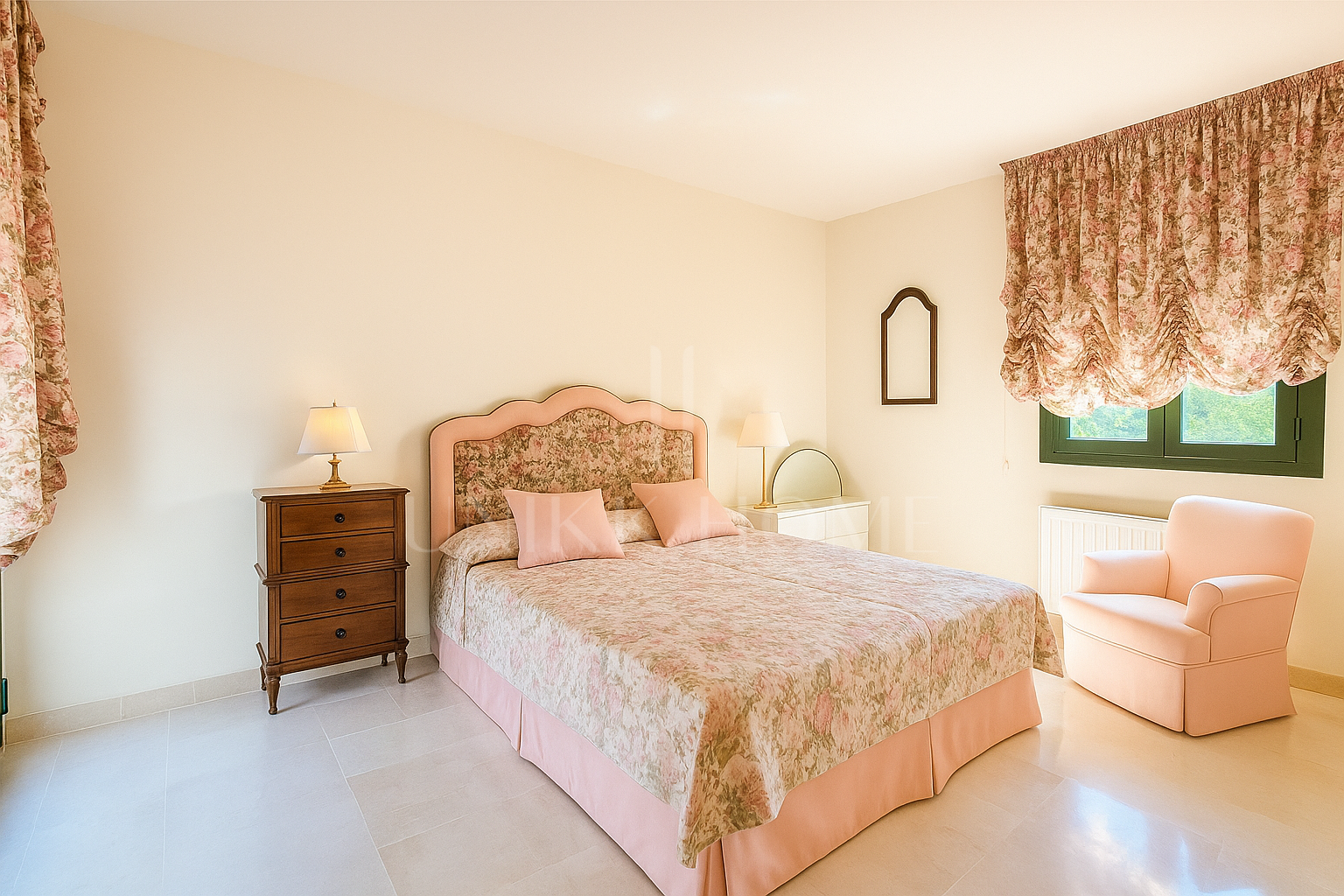 Amplia villa de 5 dormitorios en la urbanización Sotogolf, Sotogrande Alto