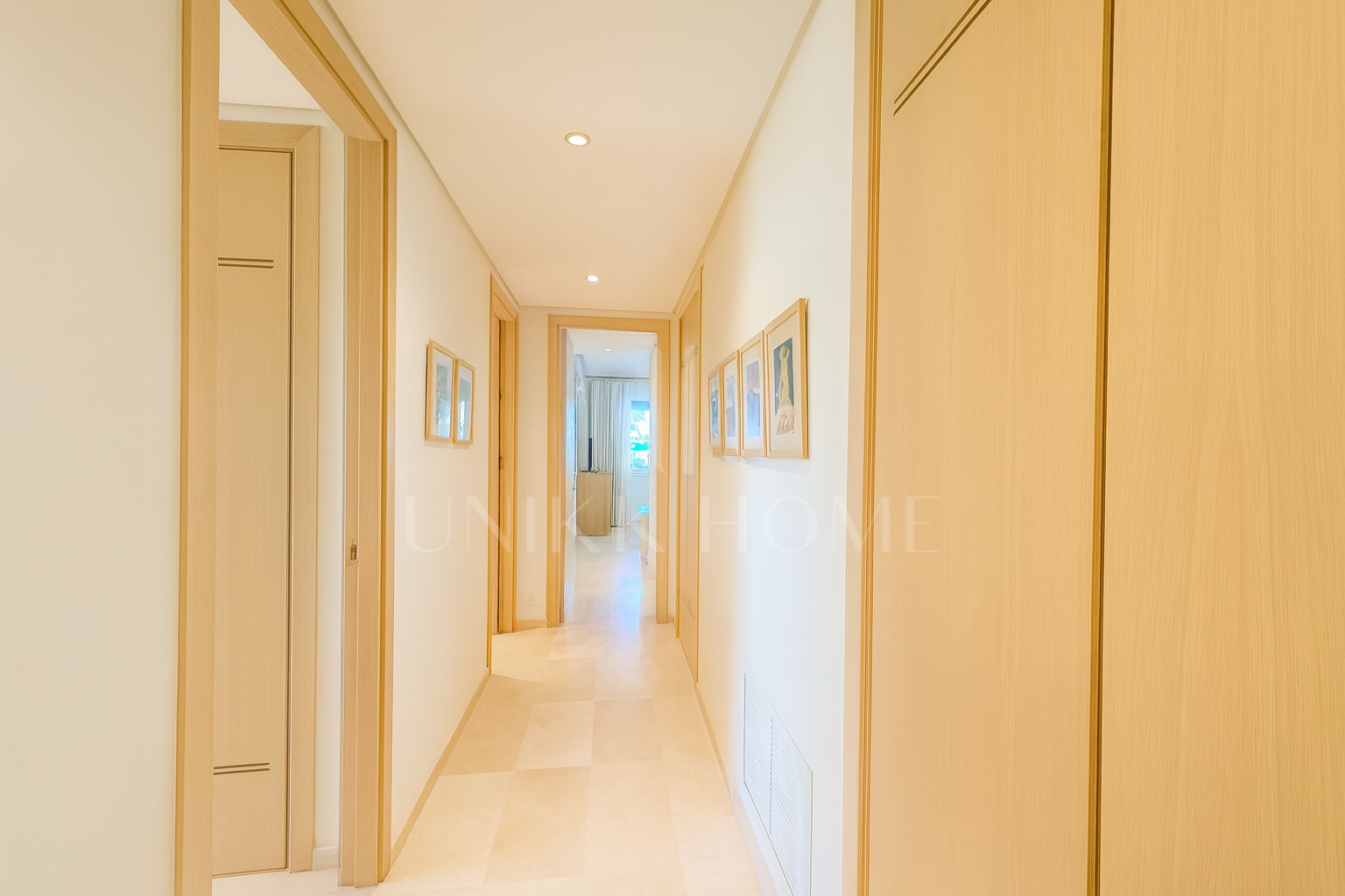 Excepcional apartamento esquinero de 3 dormitorios en Ribera del Marlín, Marina de Sotogrande