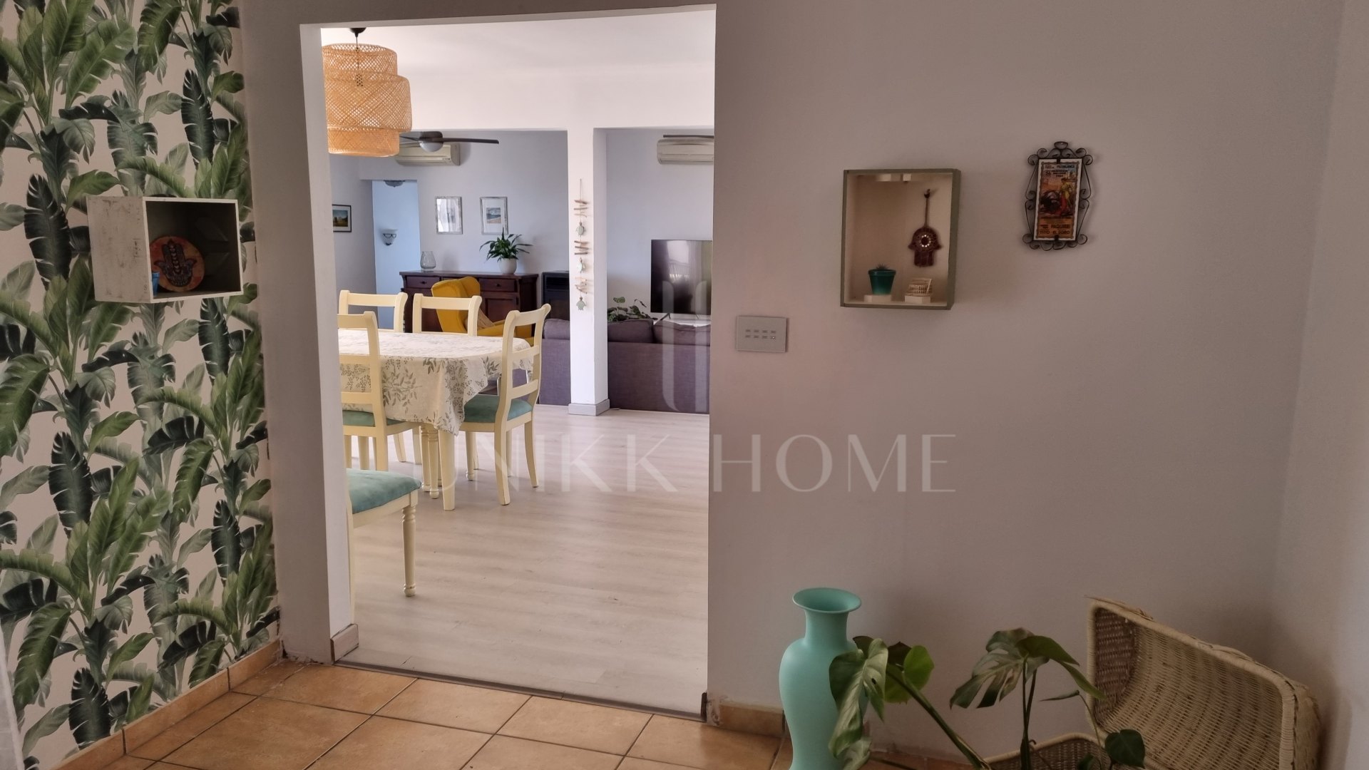 Espaciosa villa de 7 dormitorios con piscina en Sotogrande Costa (Zona B)