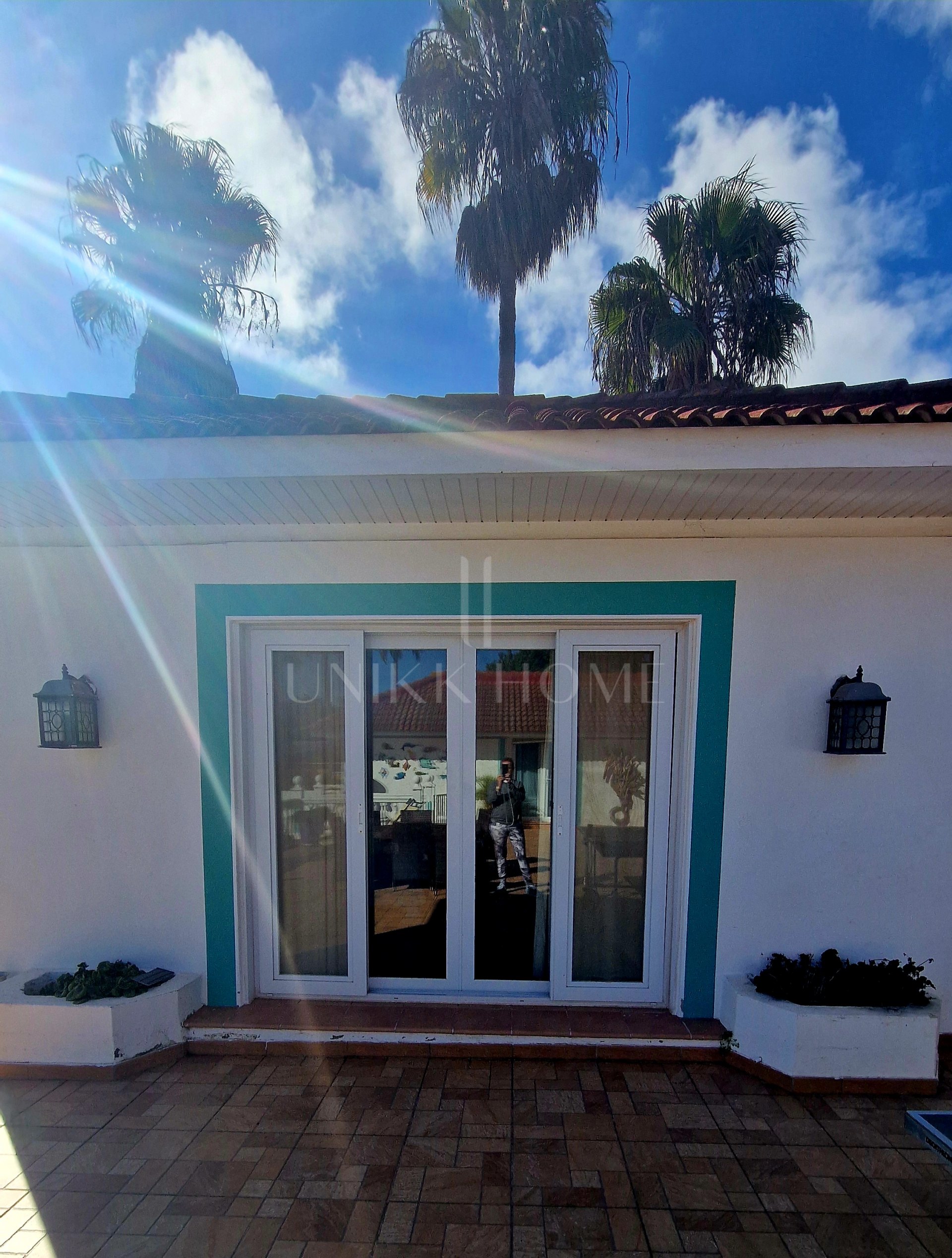 Espaciosa villa de 7 dormitorios con piscina en Sotogrande Costa (Zona B)