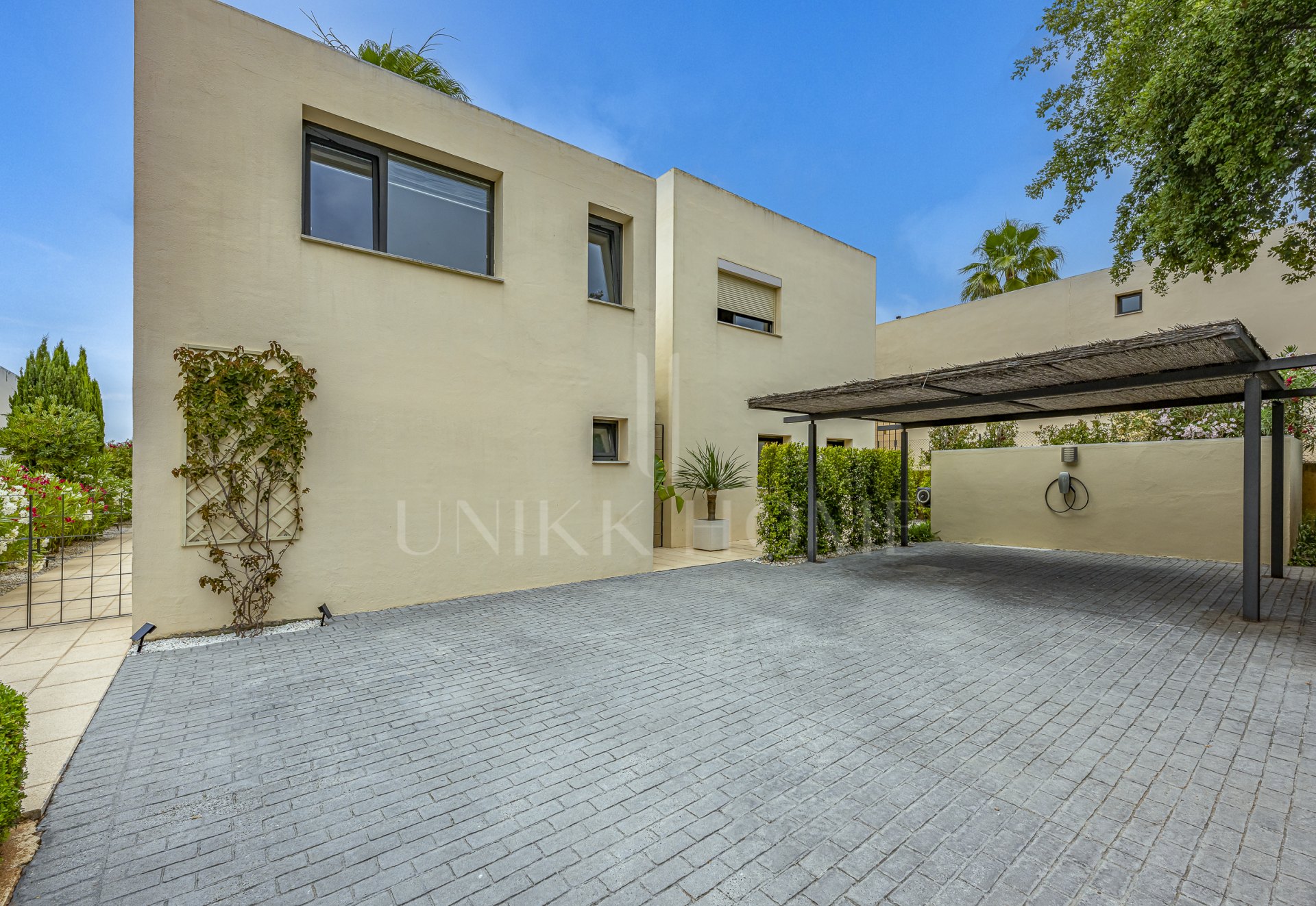 VILLA CONTEMPORÁNEA EXCEPCIONAL CON CASA DE INVITADOS EN LAS CIMAS I, SOTOGRANDE ALTO